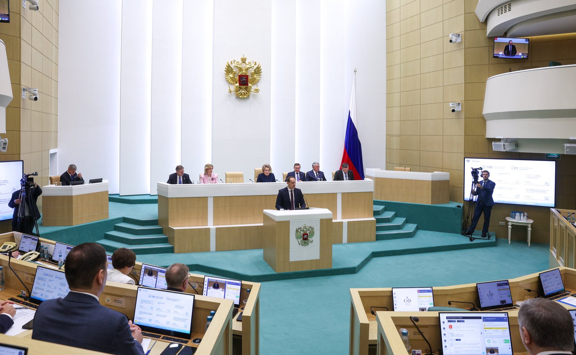 Руководитель Федеральной службы государственной регистрации, кадастра и картографии Олег Скуфинский