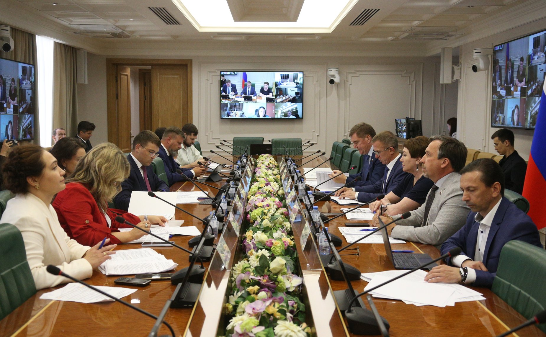 «Круглый стол» Комитета СФ по экономической политике