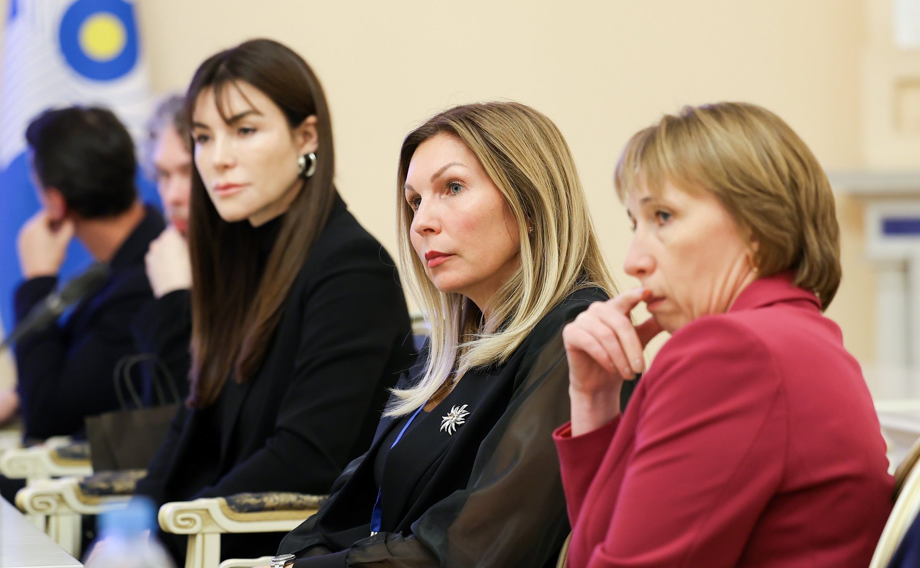 «Создание новой инфраструктуры для построения эффективных экспортных цепочек в странах СНГ». IV Международный Форум «Содружество моды»