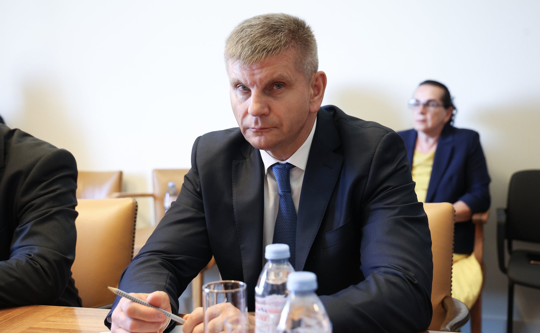 Геннадий Голов