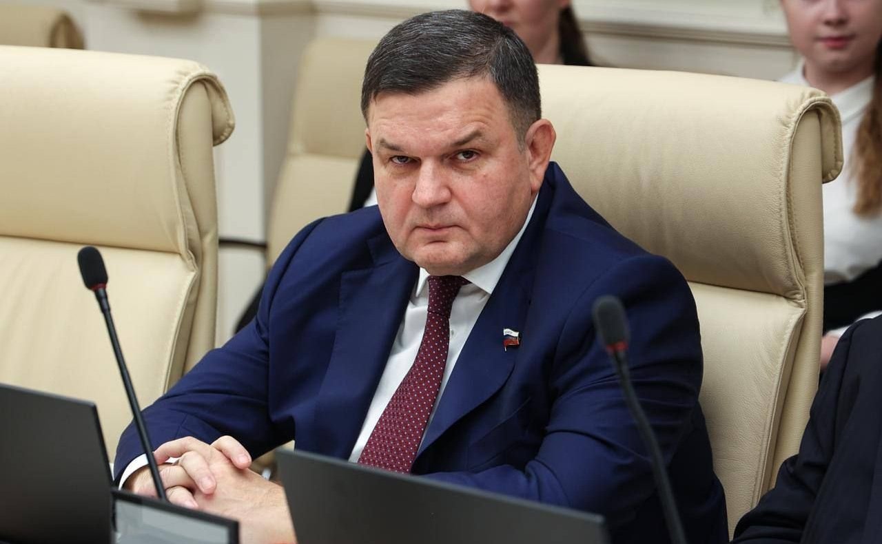 Сергей Перминов оценил для телеканала «Вместе-РФ» инициативу Россельхознадзора отпускать некоторые седативные ветеринарные препараты исключительно по рецепту