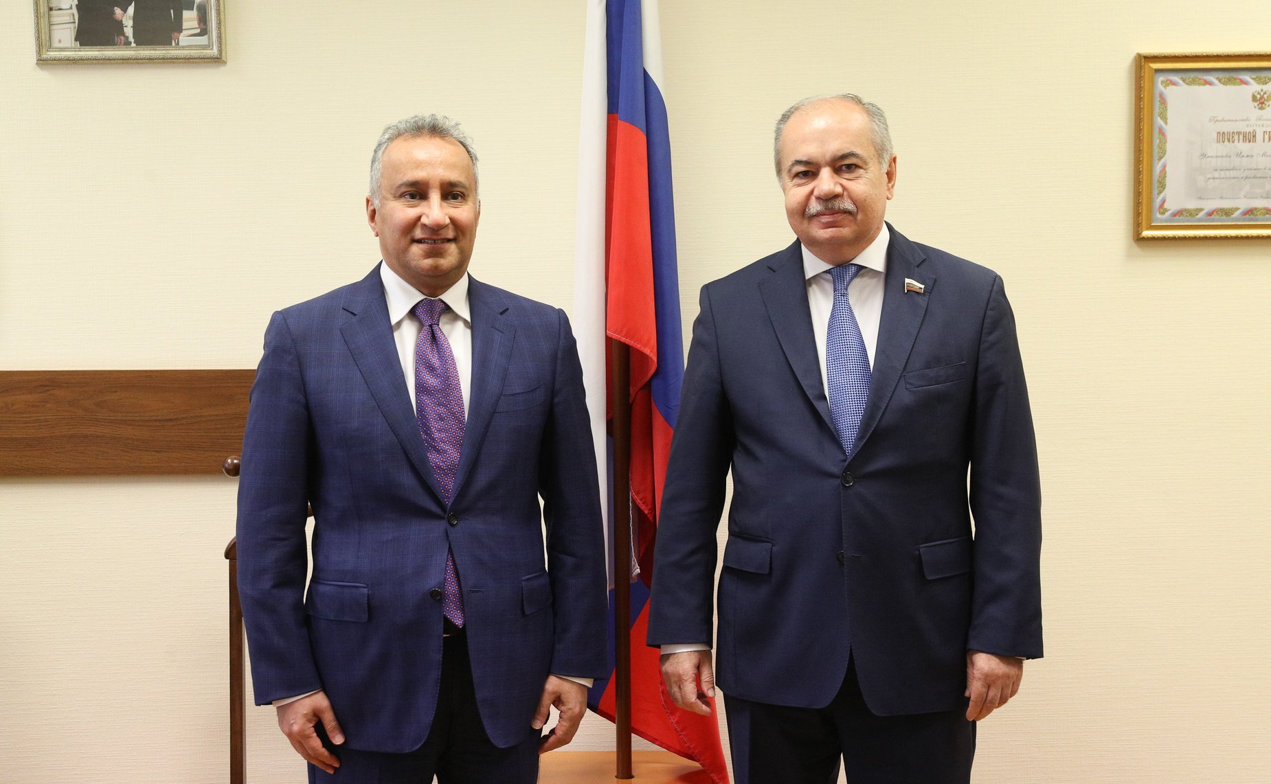 Встреча Ильяса Умаханова с Чрезвычайным и Полномочным Послом Королевства Саудовская Аравия в Российской Федерации Абдулрахманом Аль-Ахмедом