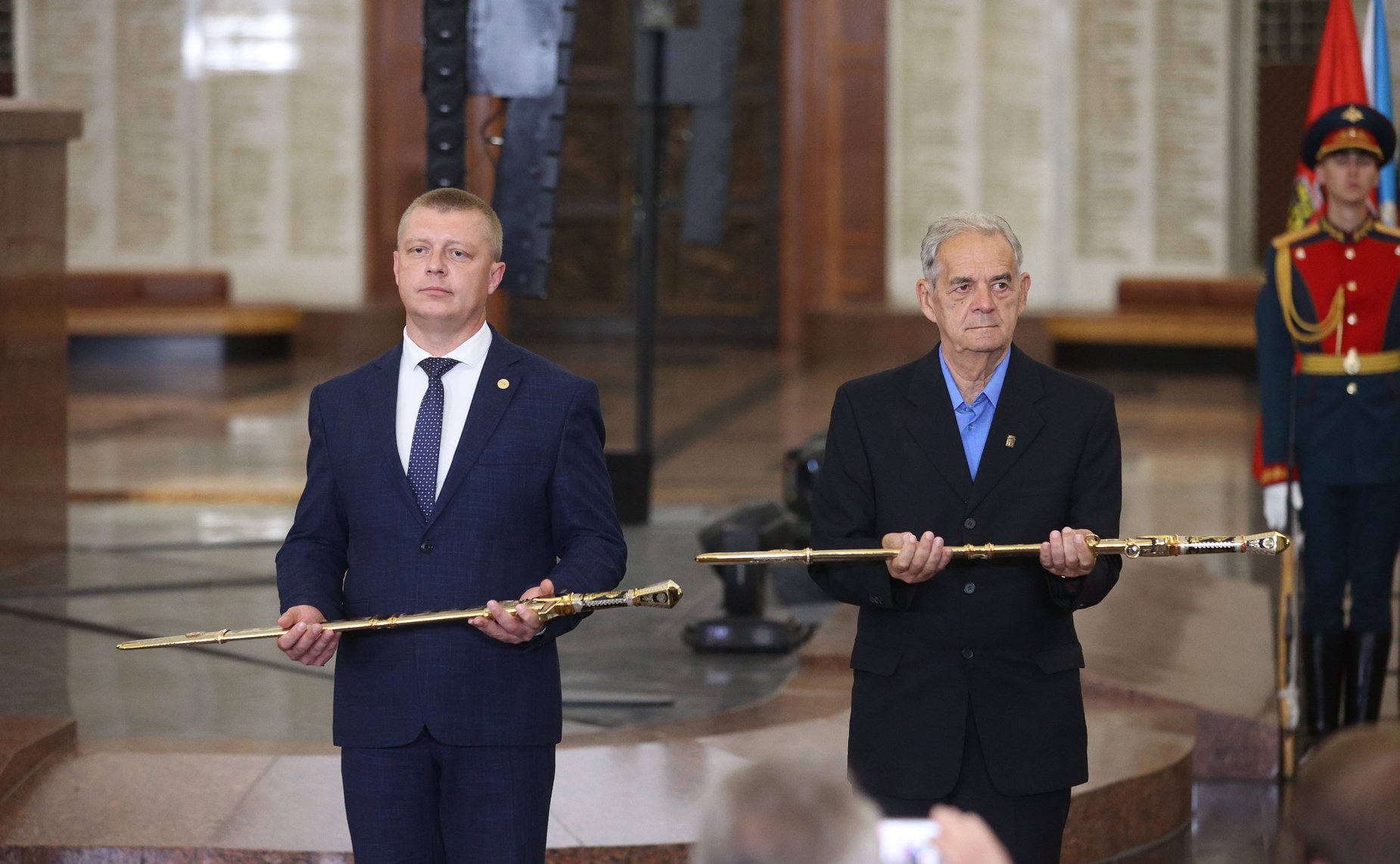 Торжественная церемония передачи «Мечей Победы» Городам воинской славы