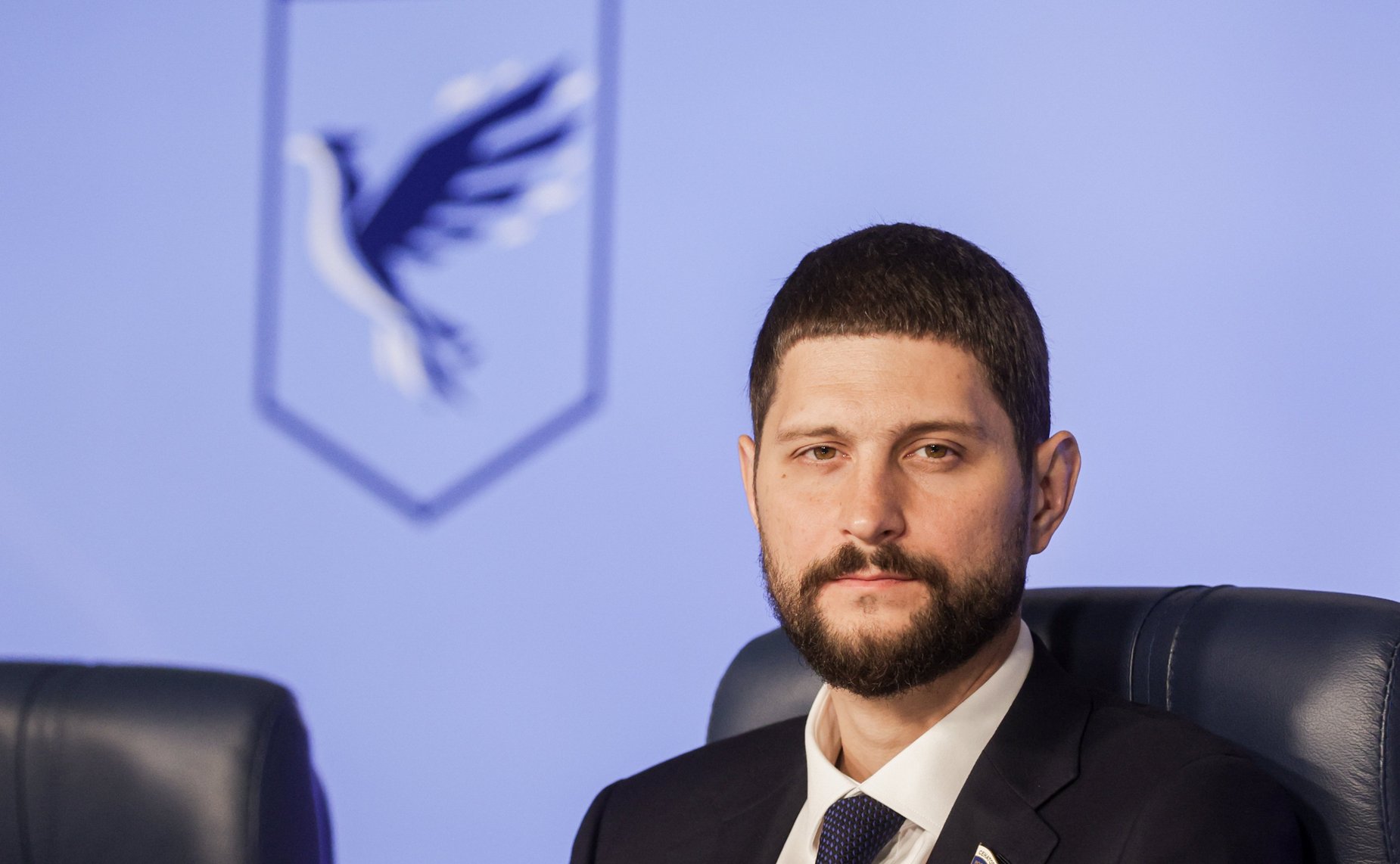 В пресс-центре ТАСС сенатор РФ Александр Волошин принял участие в пресс-конференции, посвященной проведению с 9 по 19 мая в России и Республике Беларусь просветительской молодежной экспедиции «Код непокоренных»