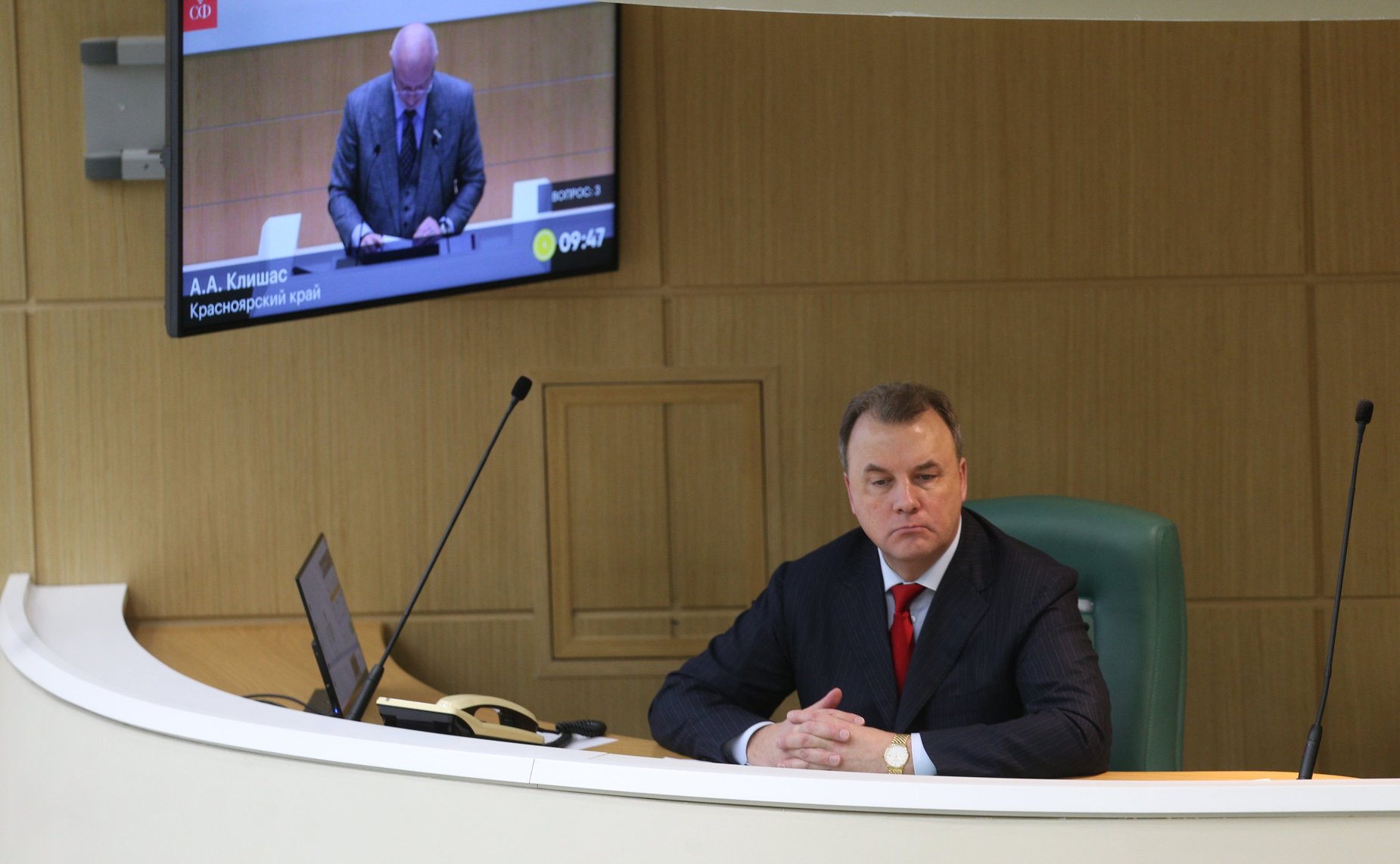 Артур Муравьев