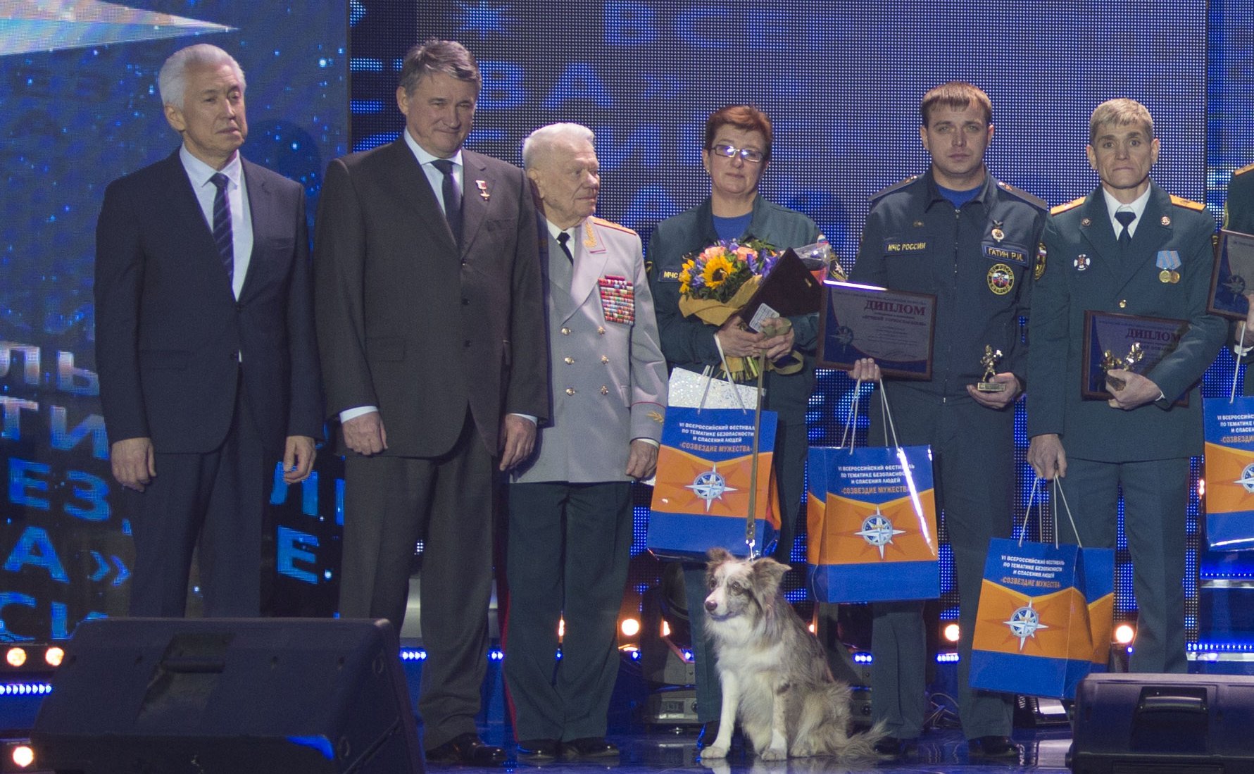 Ю. Воробьев на фестивале созвездие мужества