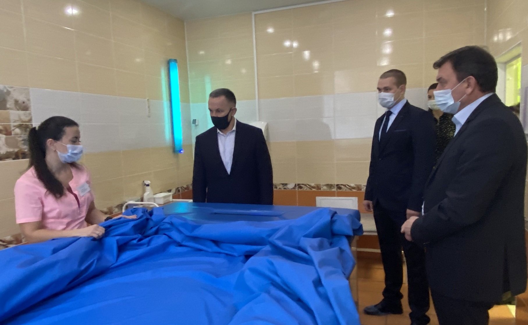 Олег Алексеев посетил филиал областного реабилитационного центра для детей и подростков с ограниченными возможностями в г. Саратове и Энгельсский дом-интернат для престарелых и инвалидов