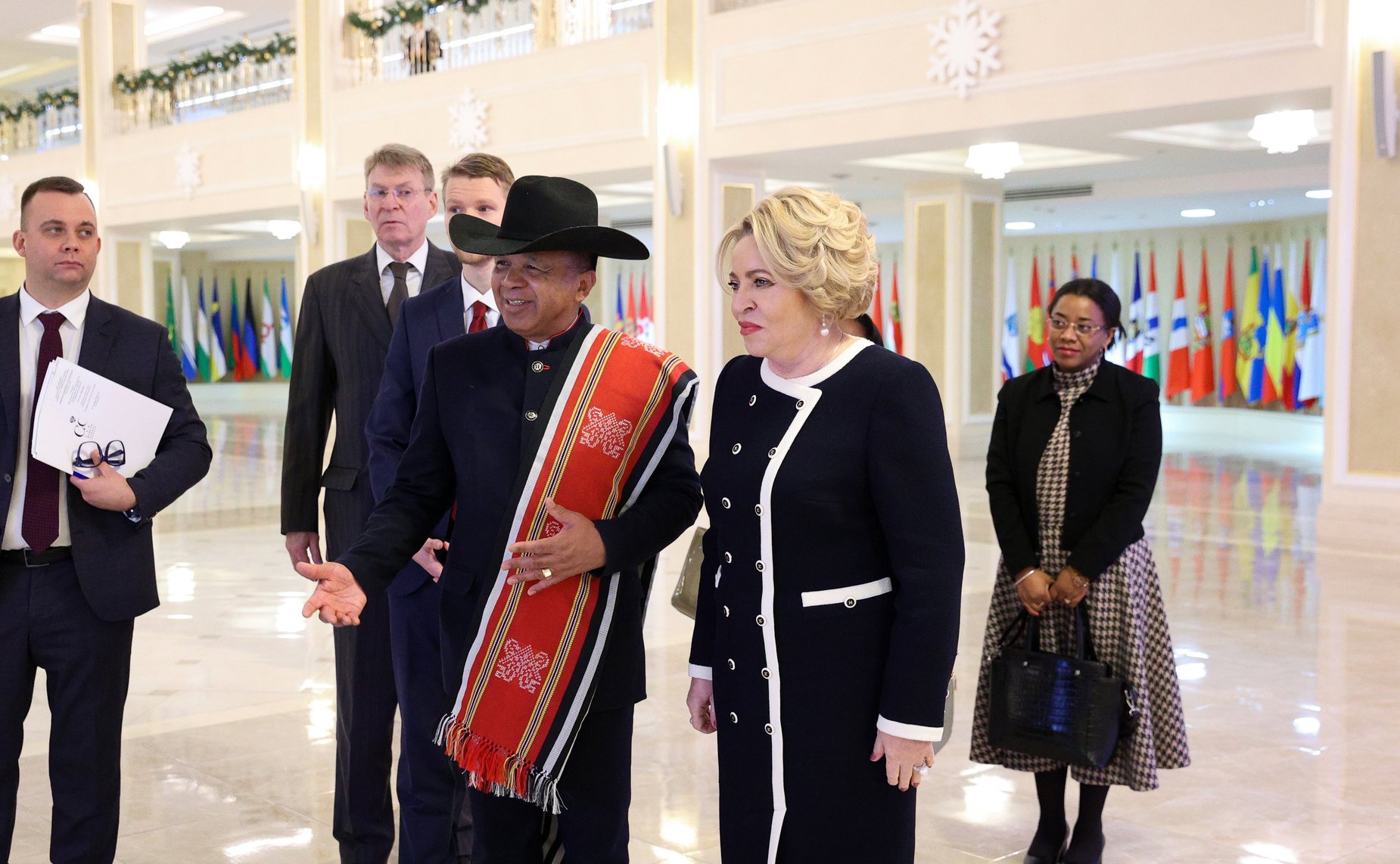 Председатель Совета Федерации Валентина Матвиенко провела встречу с Председателем Сената Республики Мадагаскар Ришаром Равалумананой