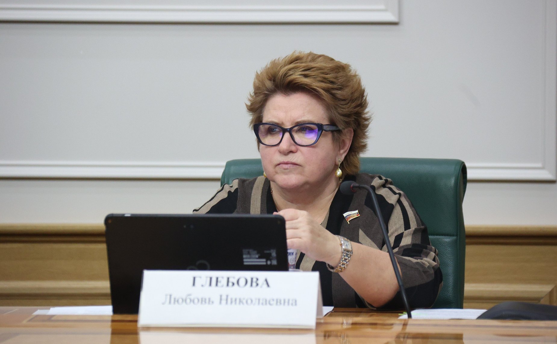 Любовь Глебова