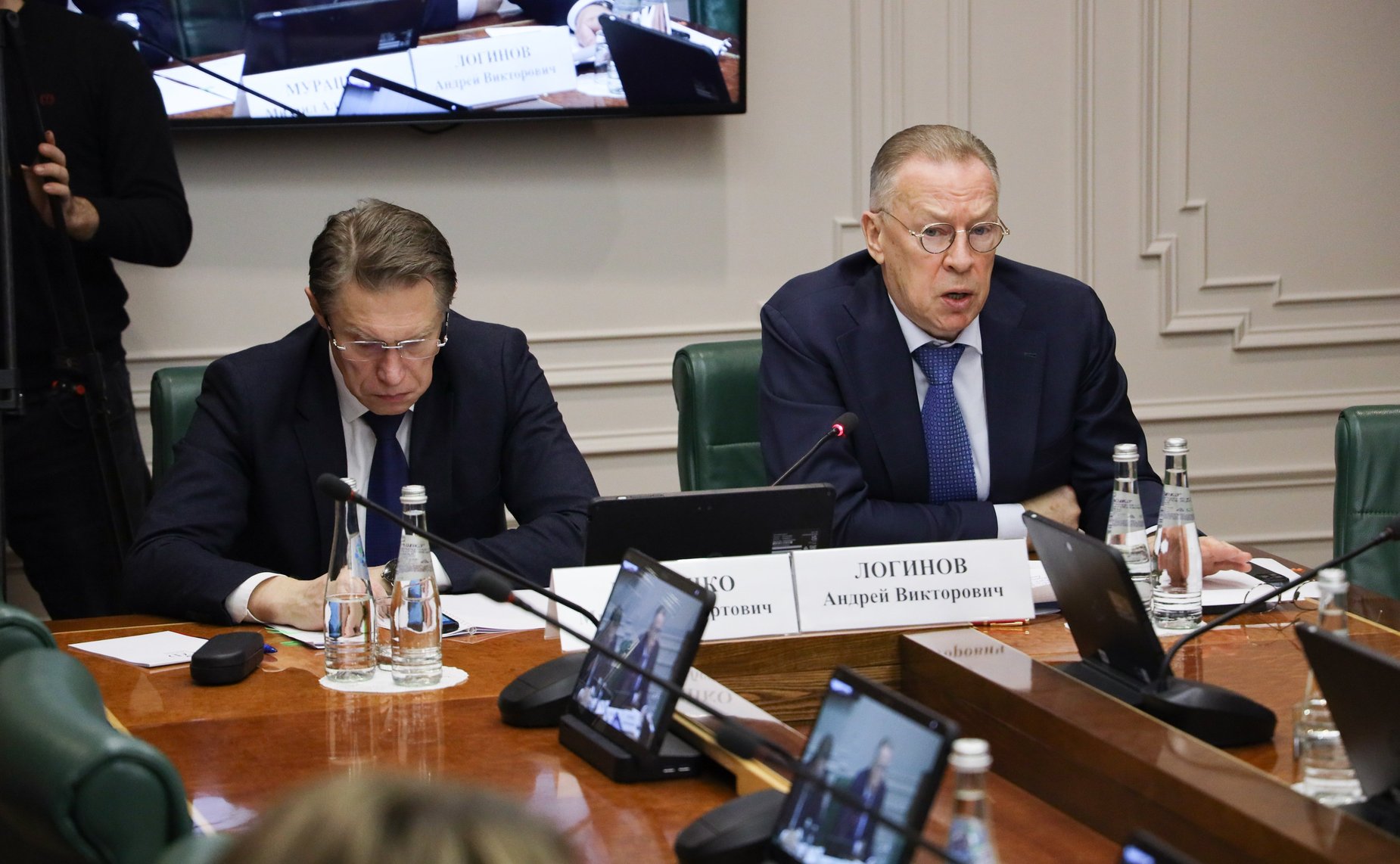 Заседание парламентской комиссии по расследованию преступных действий в отношении несовершеннолетних со стороны киевского режима
