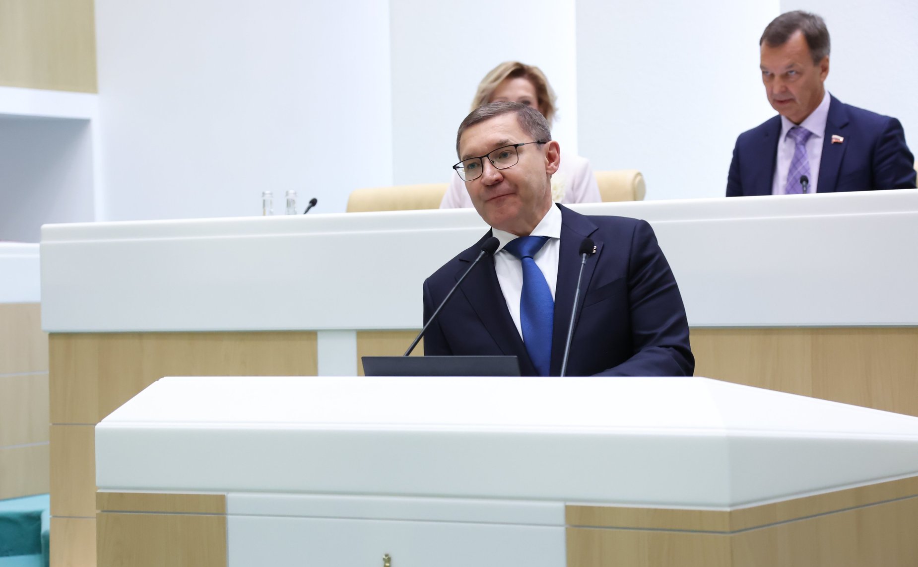 Владимир Якушев