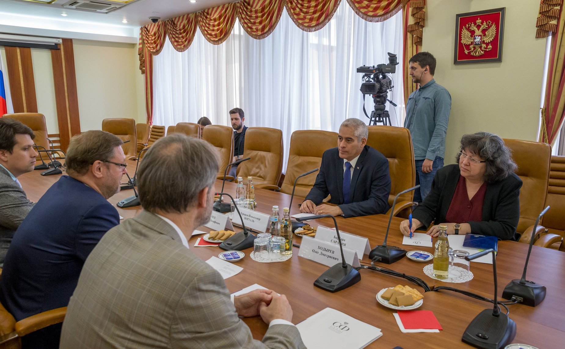 Встреча Константина Косачева c Чрезвычайным и Полномочным Послом Республики Куба в РФ Херардо Пеньяльвером Порталем