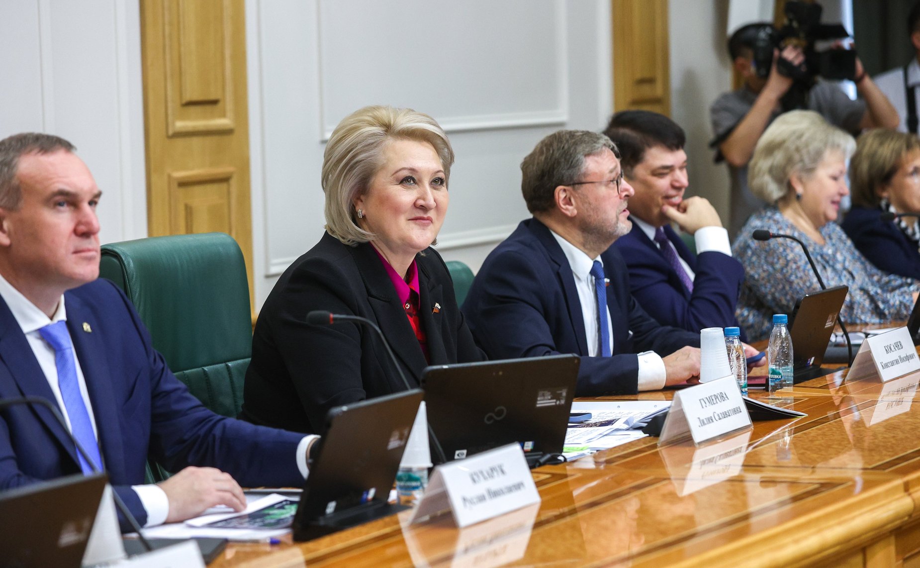 Заседание Комитета Совета Федерации по науке, образованию и культуре «О развитии в ХМАО-Югре инфраструктуры в сферах культуры, образования и науки»