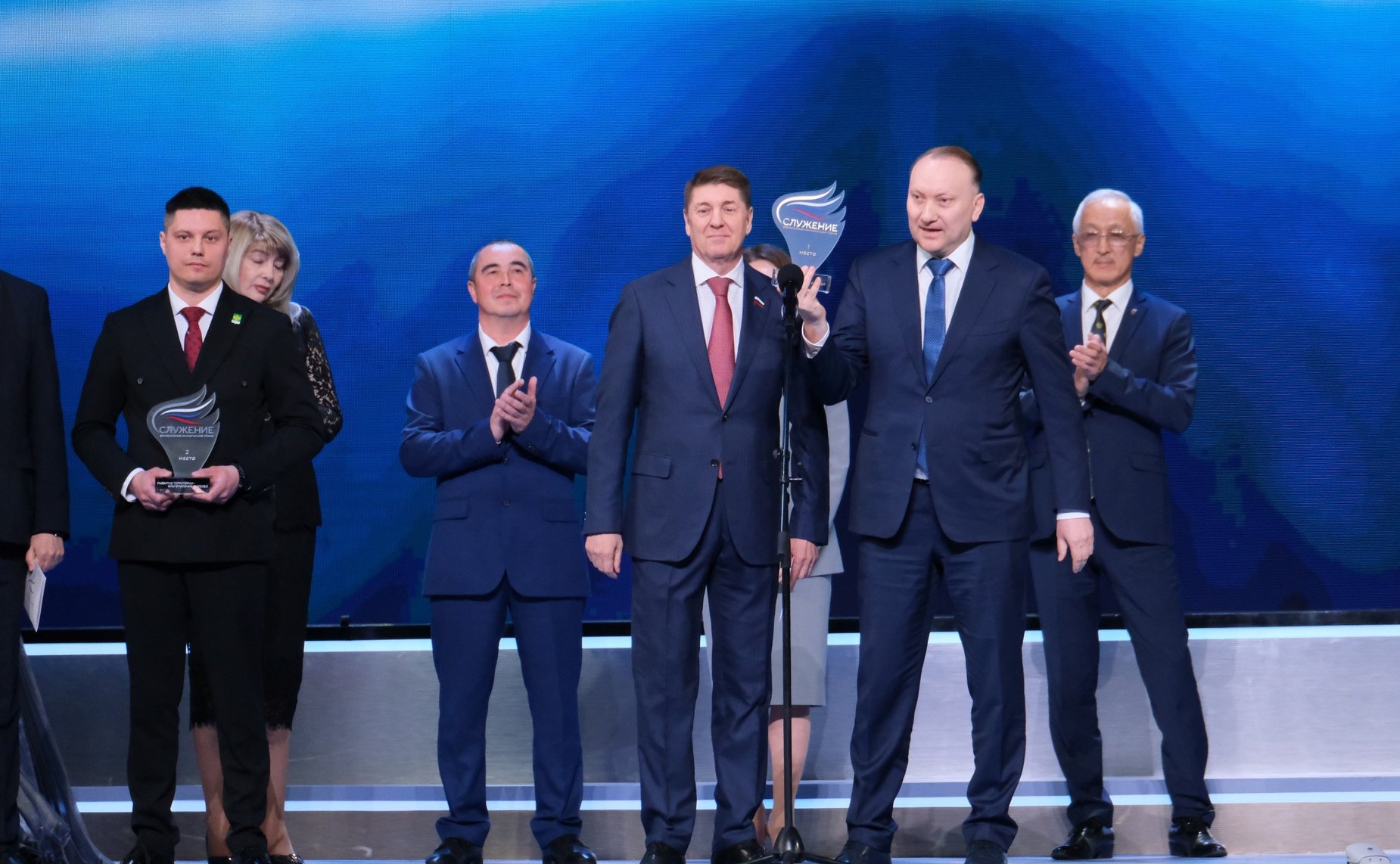 Андрей Шевченко принял участие в церемонии награждения победителей III Всероссийской муниципальной премии «Служение»