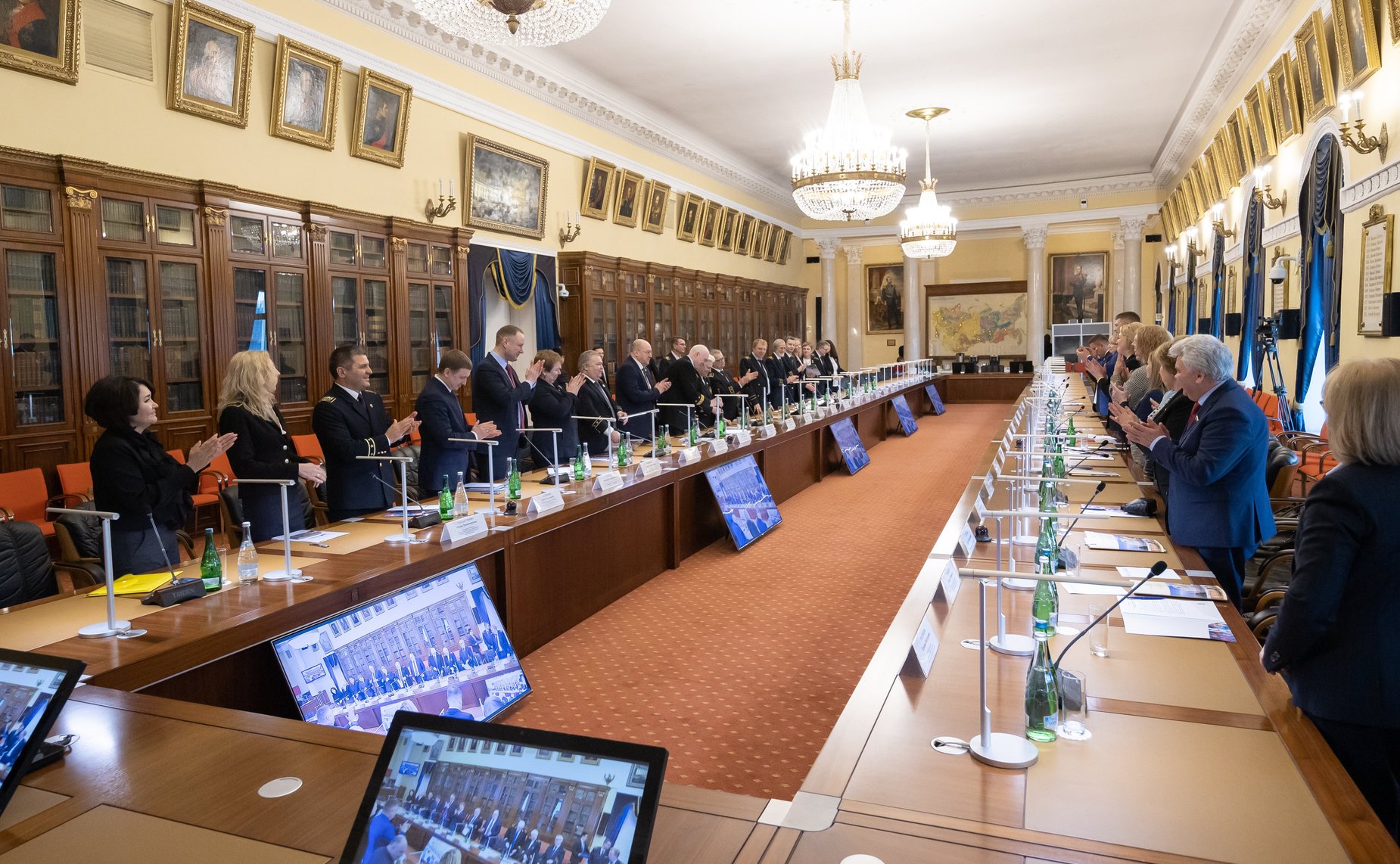 В Санкт-Петербургском Горном университете состоялось выездное заседание Комитета Совета Федерации по науке, образованию и культуре