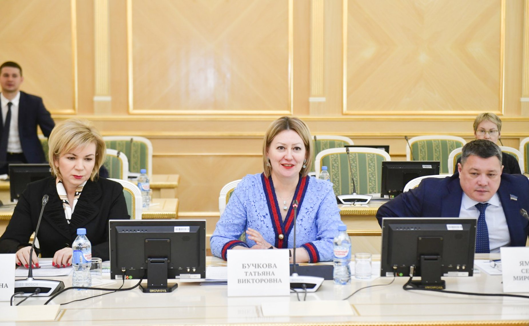 Выездное заседание Комитета СФ по науке, образованию и культуре на тему «Особенности реализации общеобразовательных программ в кочевых школах» в Салехарде