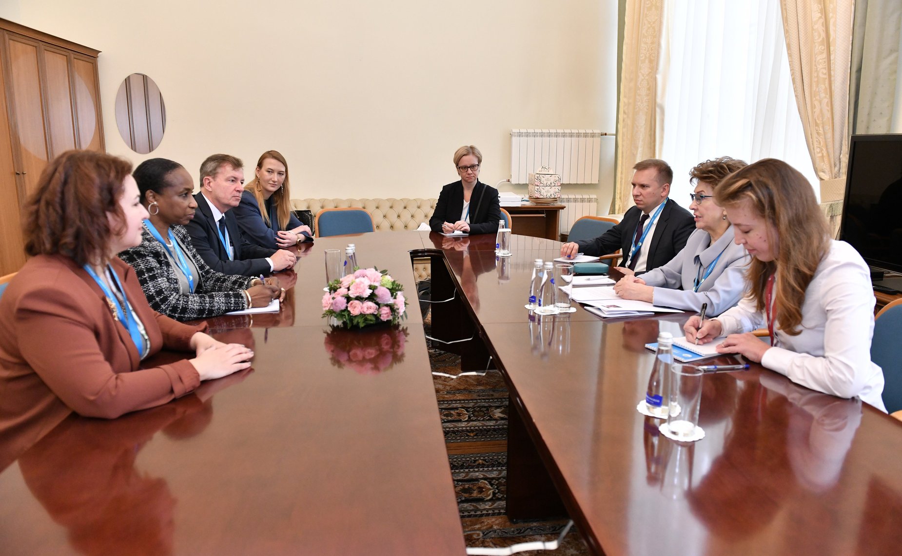 Галина Карелова встретилась «на полях» Третьего Евразийского женского форума с управляющим директором Организации Объединённых Наций по промышленному развитию (ЮНИДО) Фату Хайдара