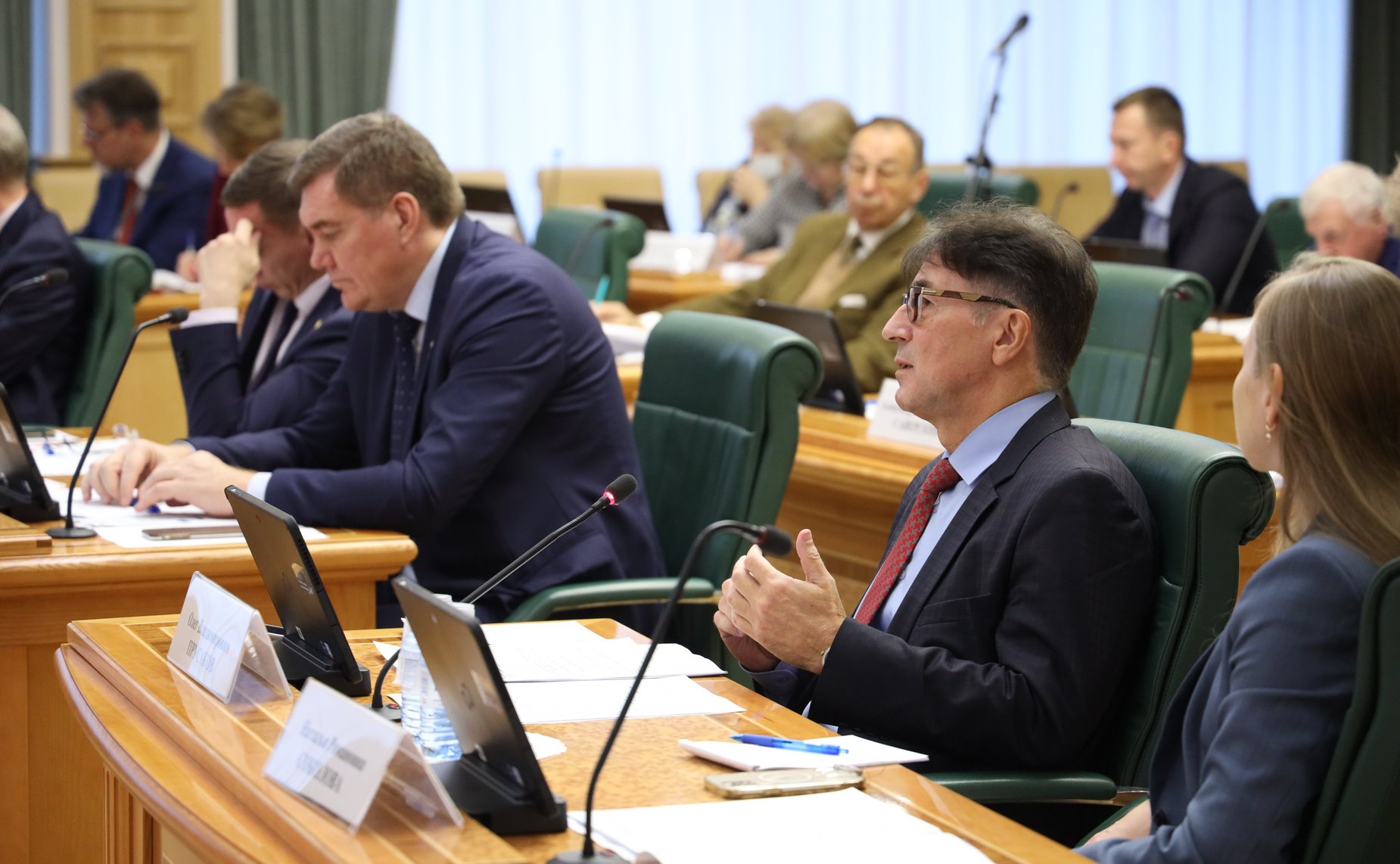 Круглый стол на тему «Совершенствование правового регулирования защиты прав потребителей в условиях осуществления параллельного импорта»