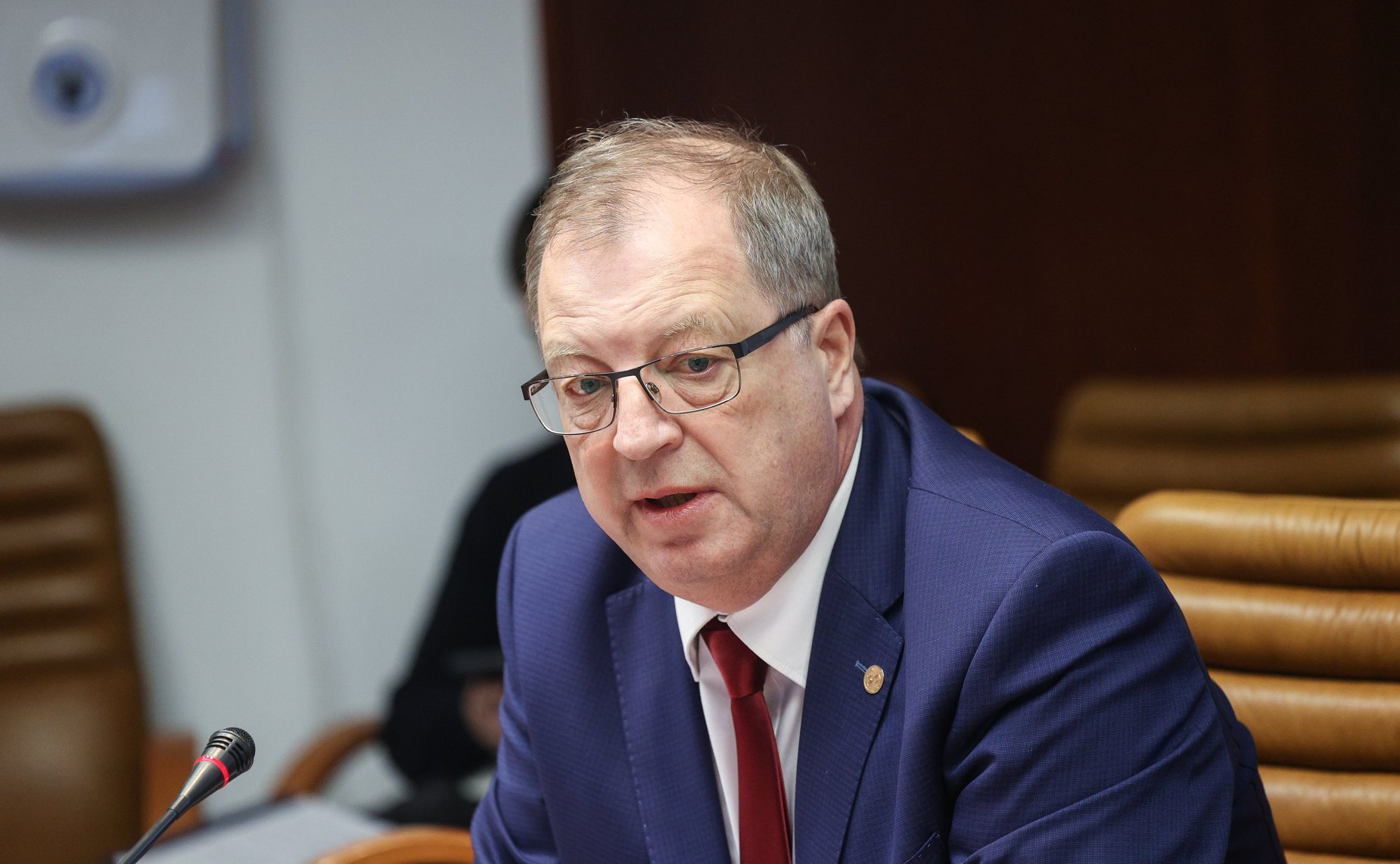 Круглый стол «Проблемы и перспективы развития транспортной инфраструктуры Сибири в современных экономических условиях»