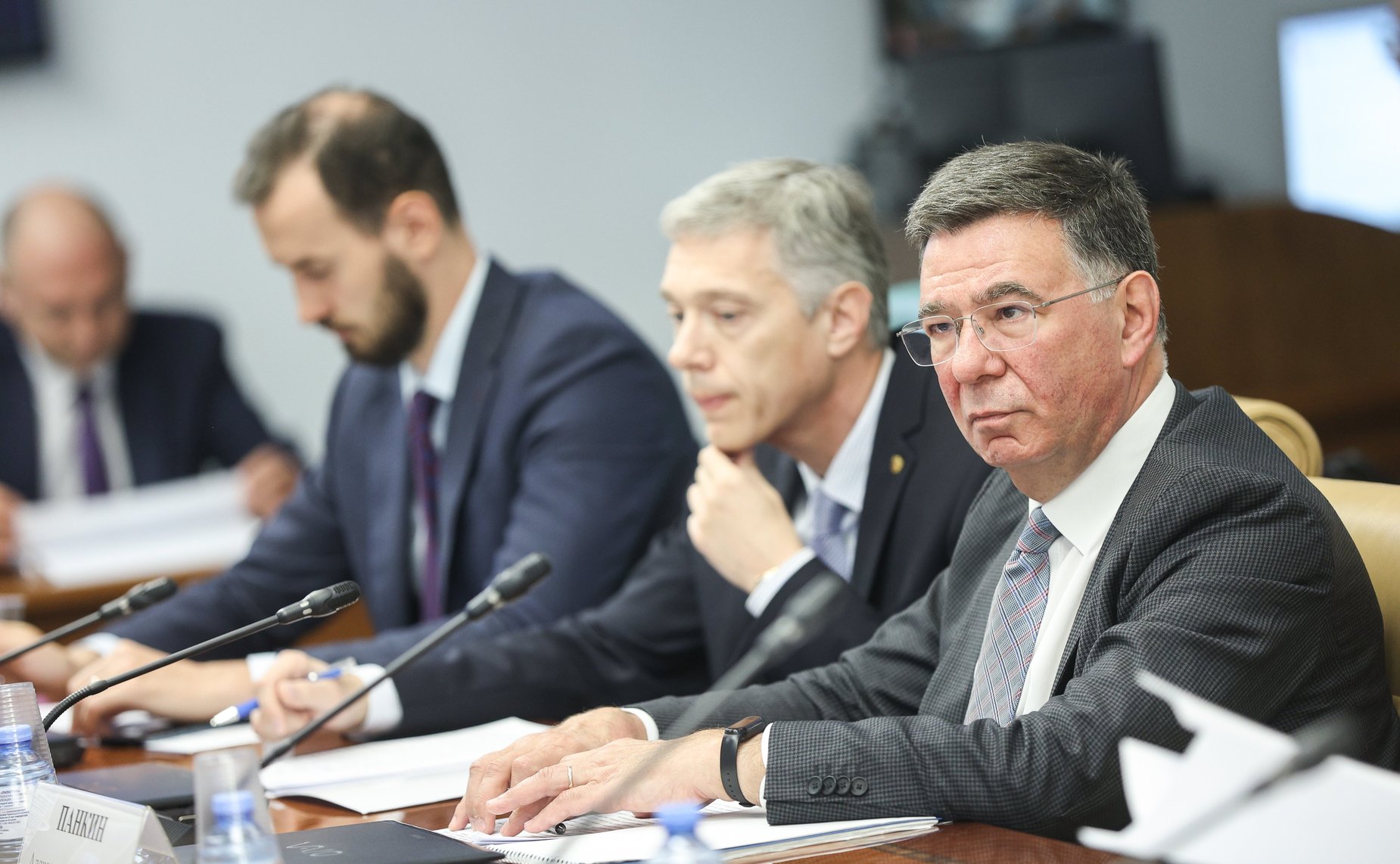 Заседание Комитета СФ по конституционному законодательству и государственному строительству