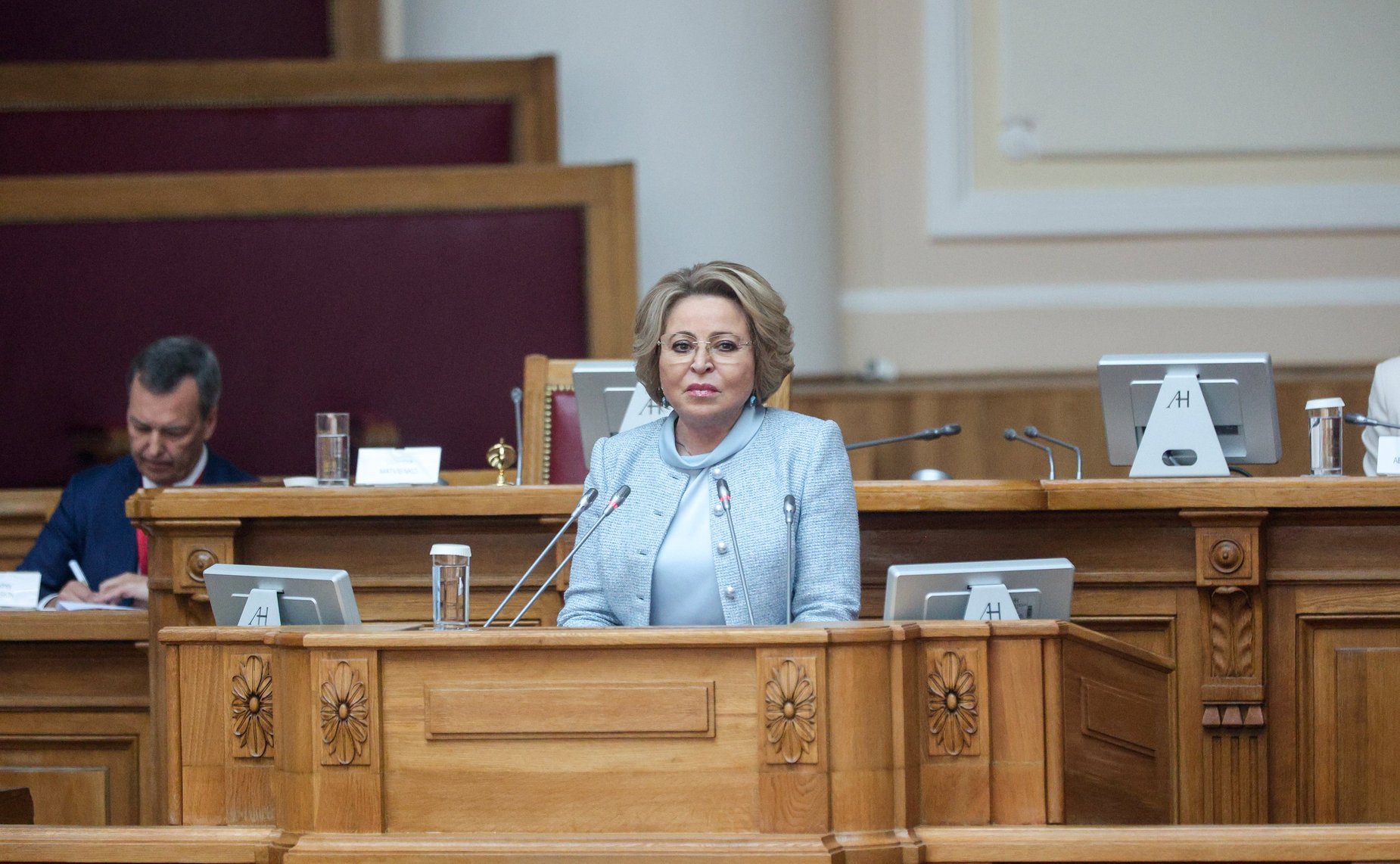 Валентина Матвиенко