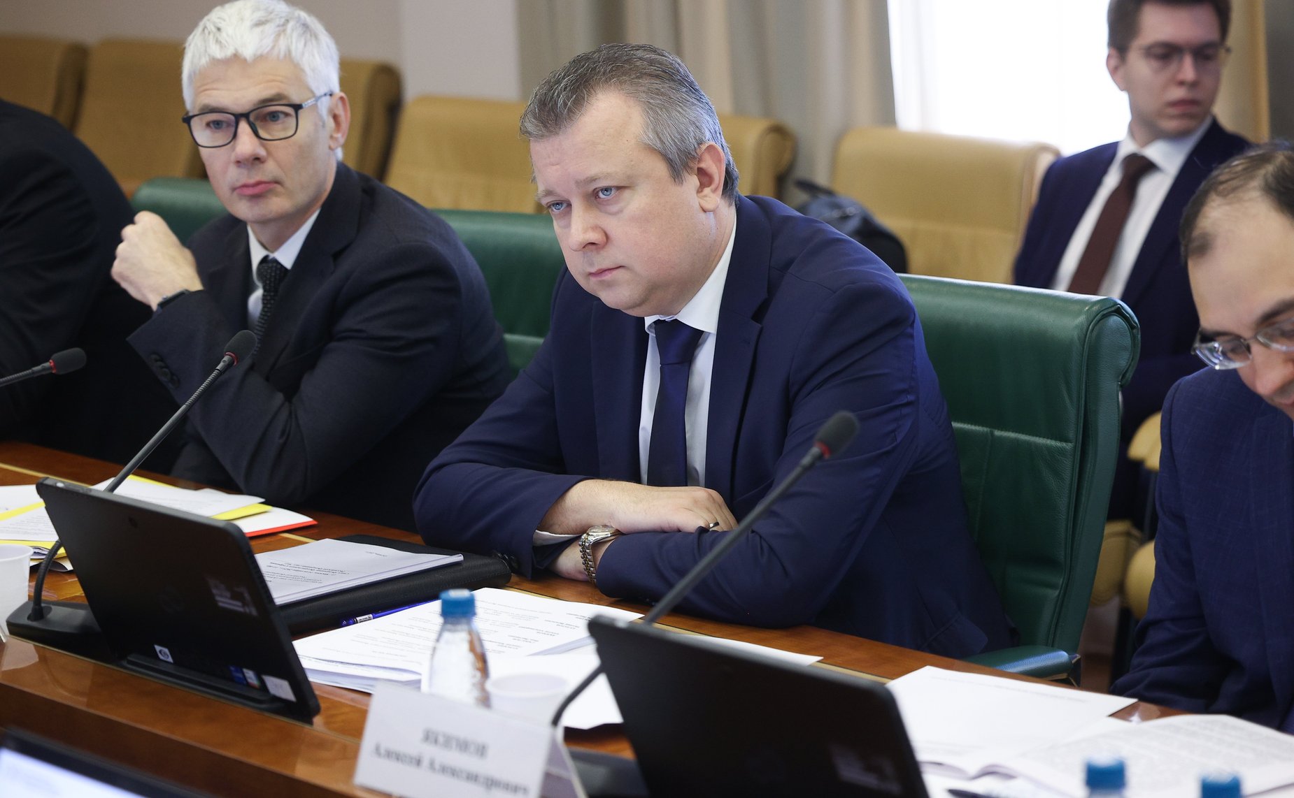 Круглый стол Комитета СФ по международным делам совместно с Комитетом СФ по конституционному законодательству и государственному строительству «Юрисдикция международных судебных и арбитражных органов в отношении Российской Федерации»