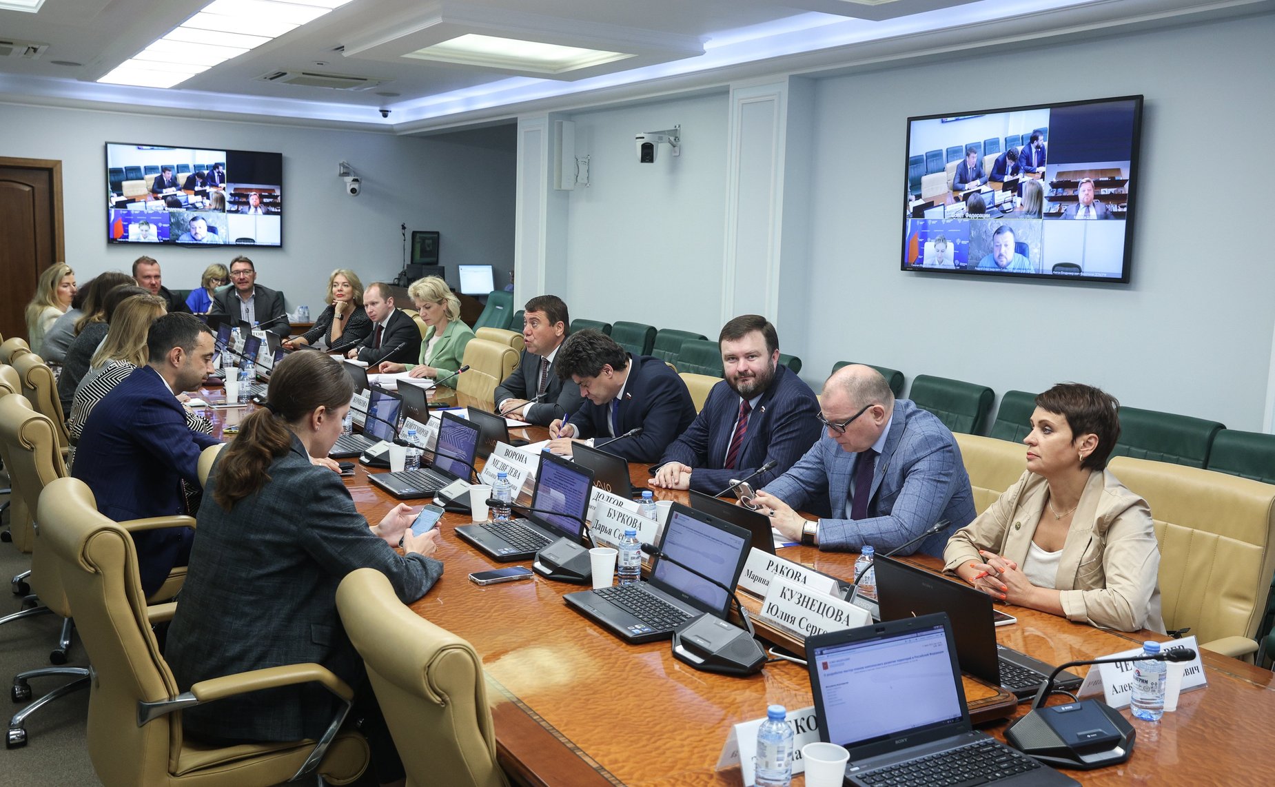 Круглый стол Комитета Совета Федерации по экономической политике «О разработке мастер-планов комплексного развития территорий в Российской Федерации»