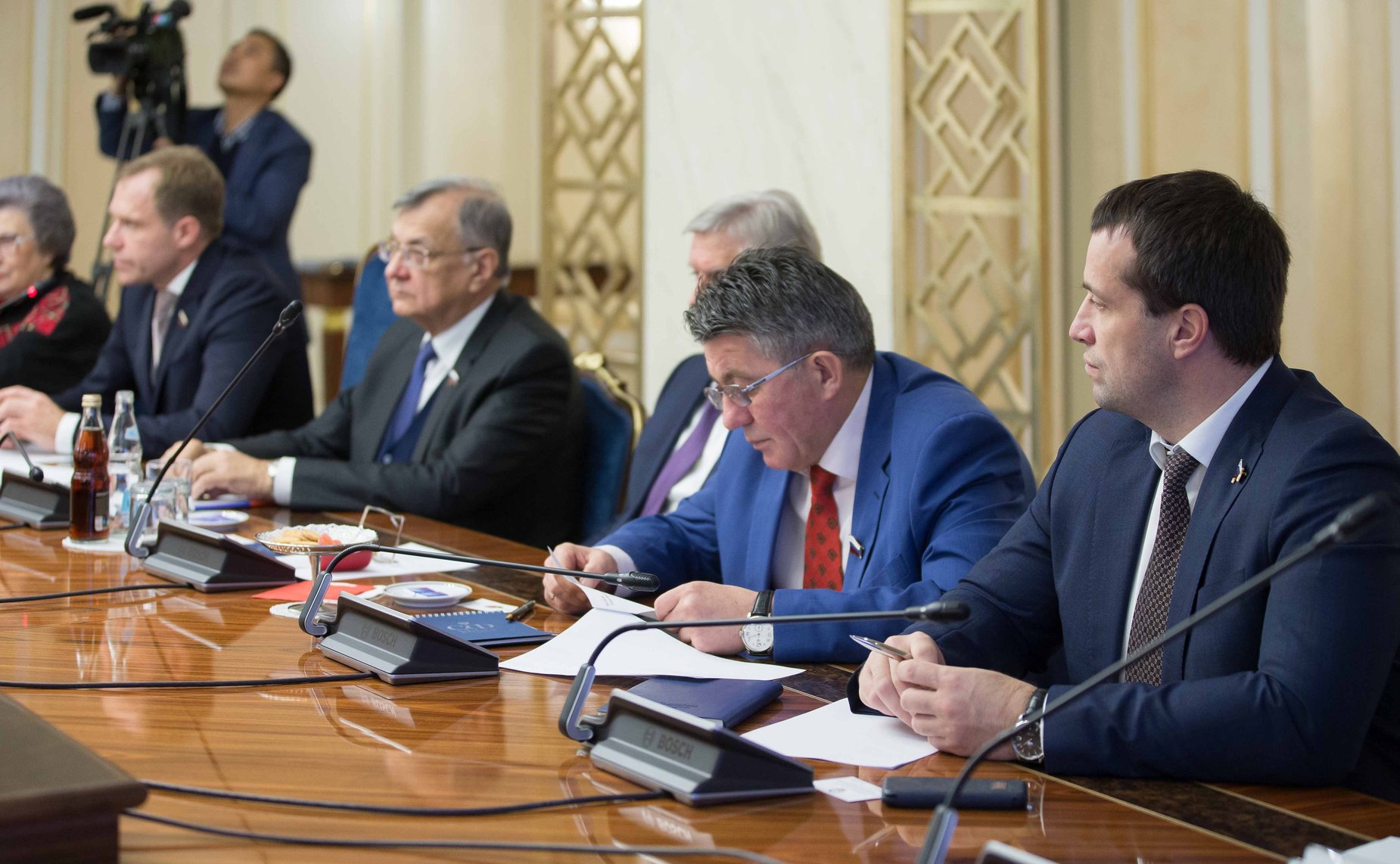 Встреча председателя Комитета СФ по Регламенту и организации парламентской деятельности Андрея Кутепова с членом Политбюро ЦК Коммунистической партии Вьетнама Нгуен Тхань Хай