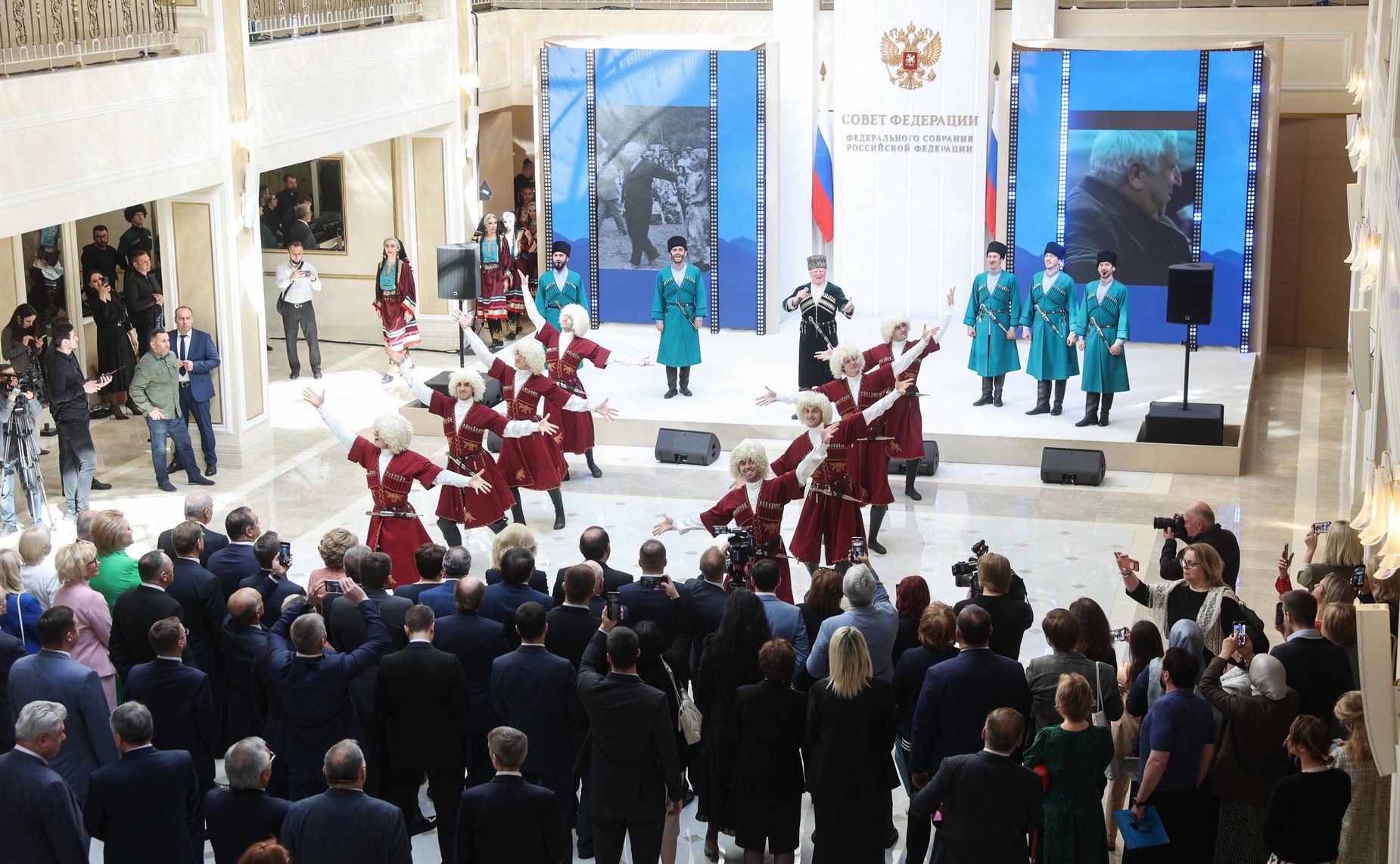 Валентина Матвиенко открыла Дни Расула Гамзатова в Совете Федерации