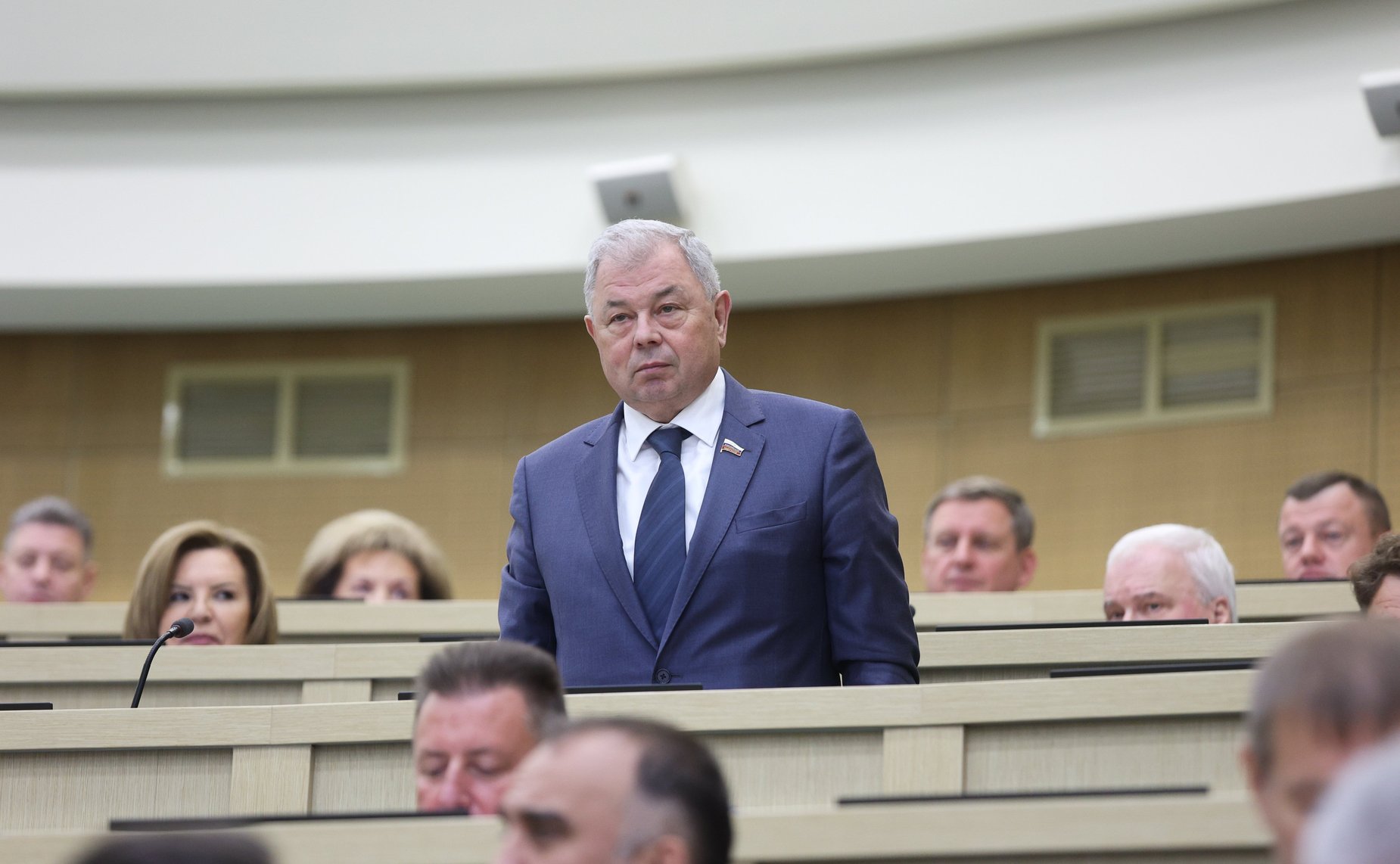 Анатолий Артамонов