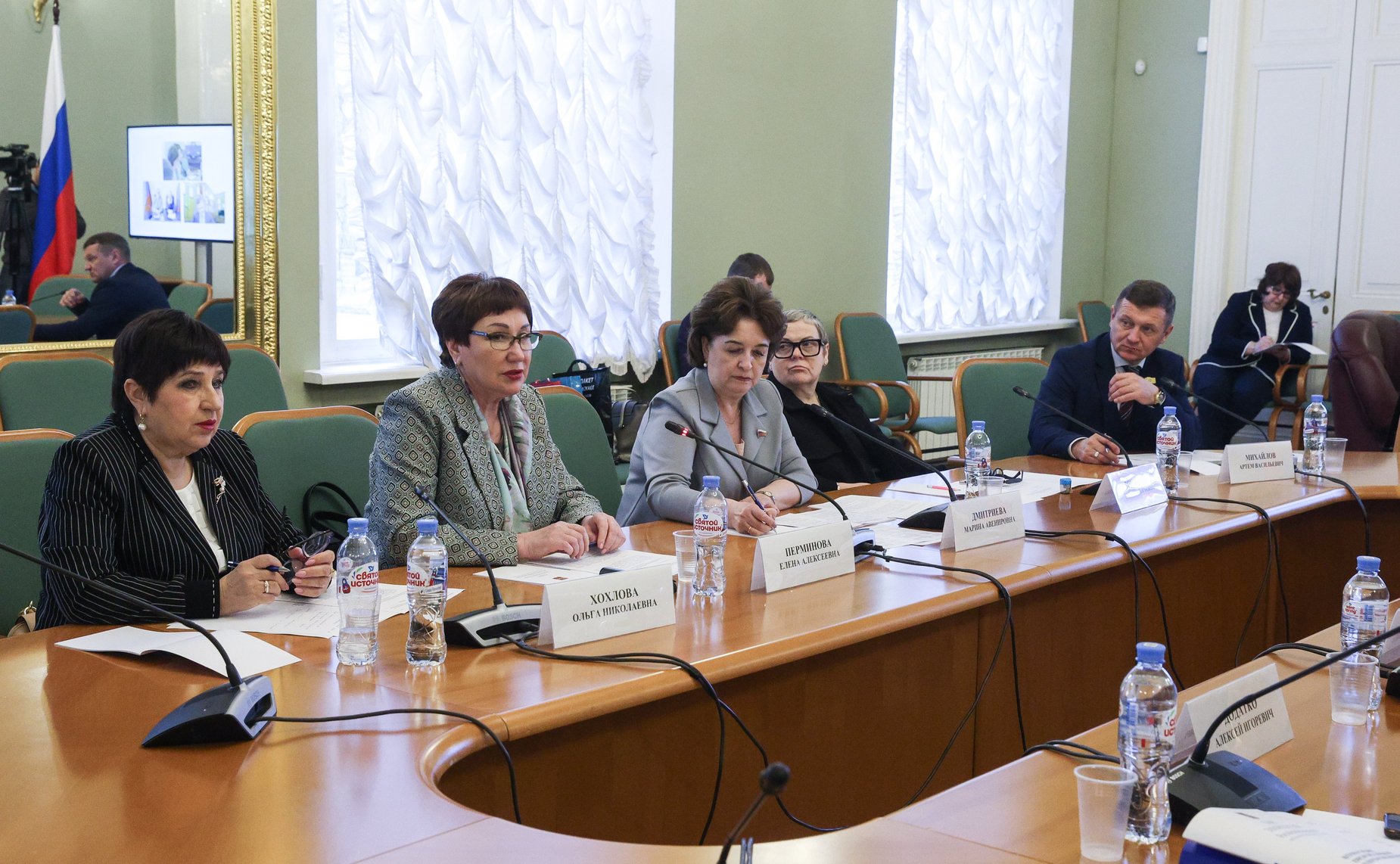 Заседание комиссии Совета законодателей РФ по вопросам социальной политики