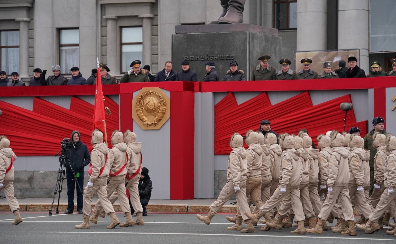Фарит Мухаметшин в Самаре принял участие в Параде Памяти, посвященном военному смотру 7 ноября 1941 года