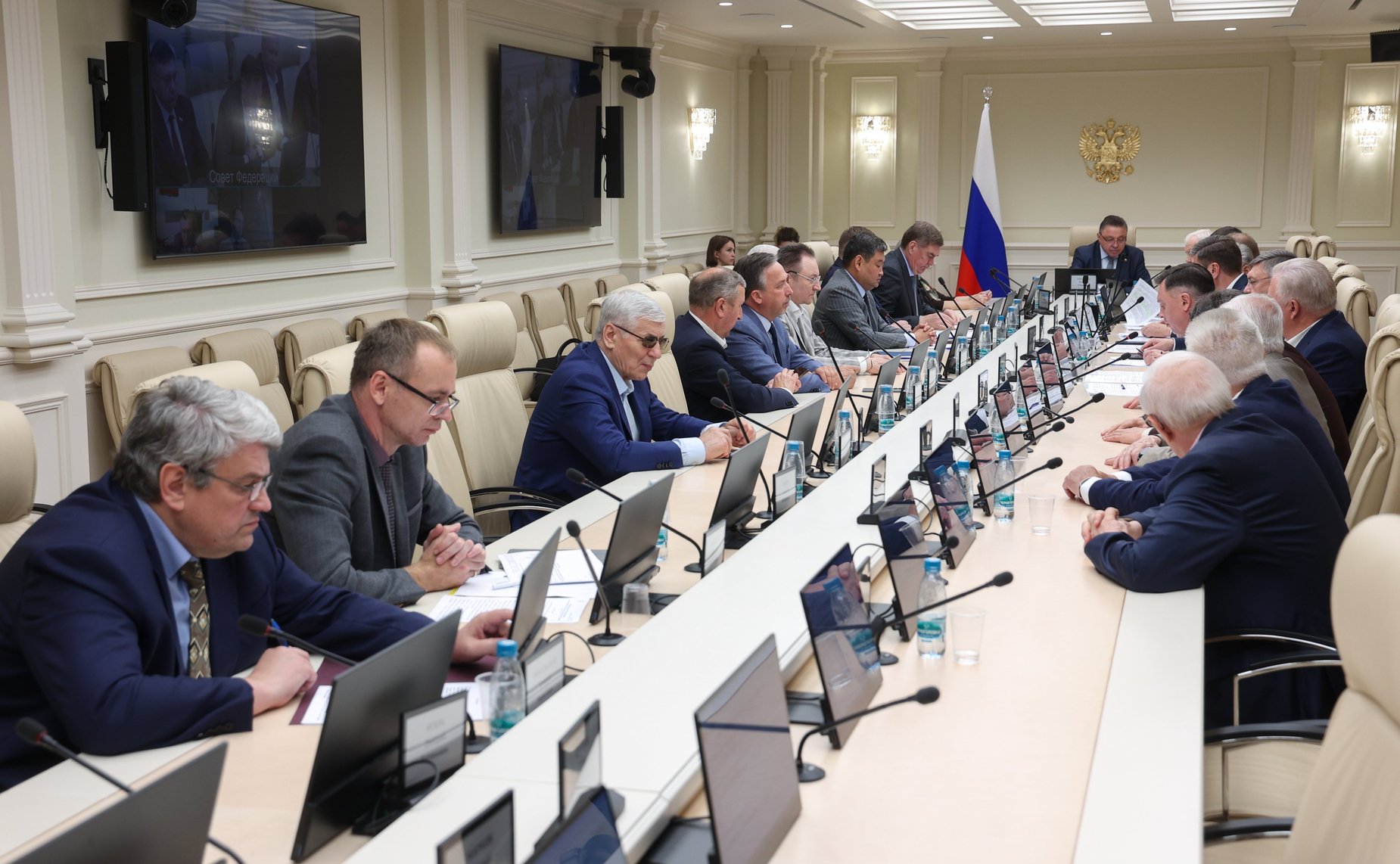 Заседание Комитета Совета Федерации по Регламенту и организации парламентской деятельности