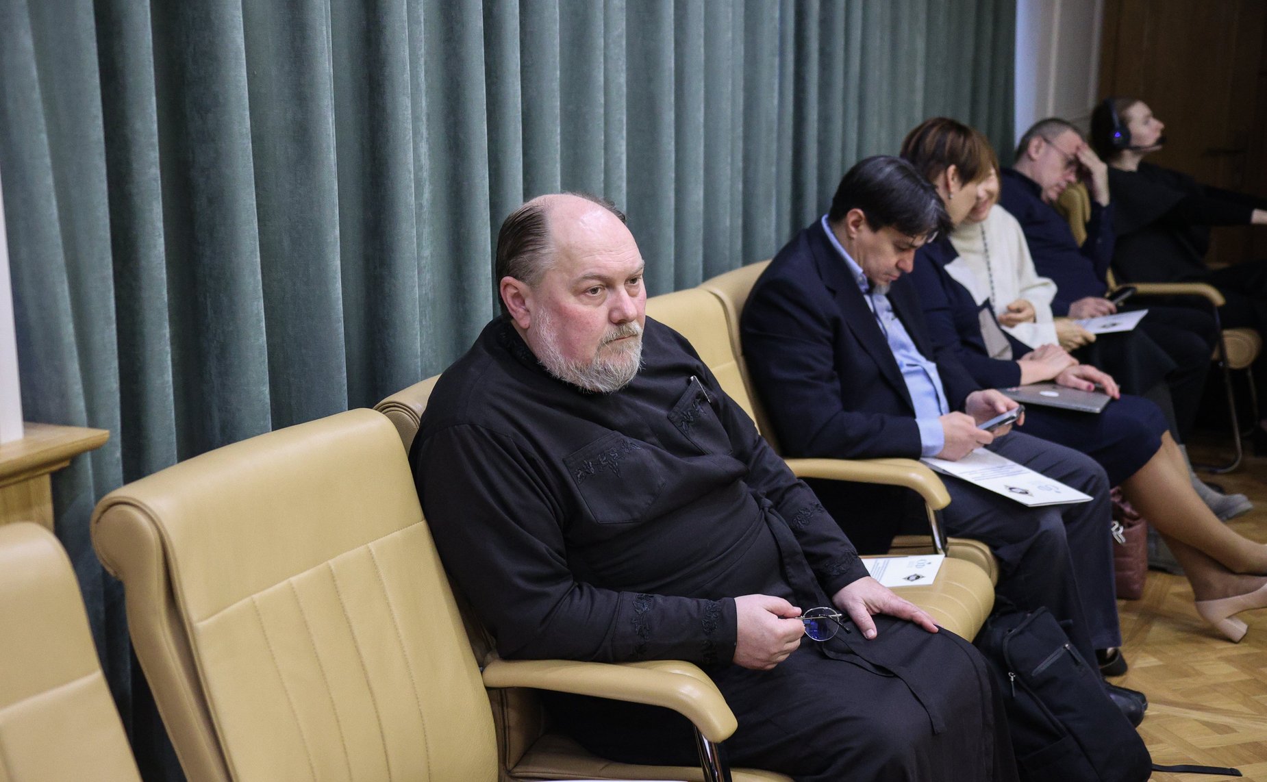 Круглый стол «Традиционные российские духовно-нравственные ценности в образовательном пространстве как средство достижения национального суверенитета» (в рамках XII Рождественских парламентских встреч)