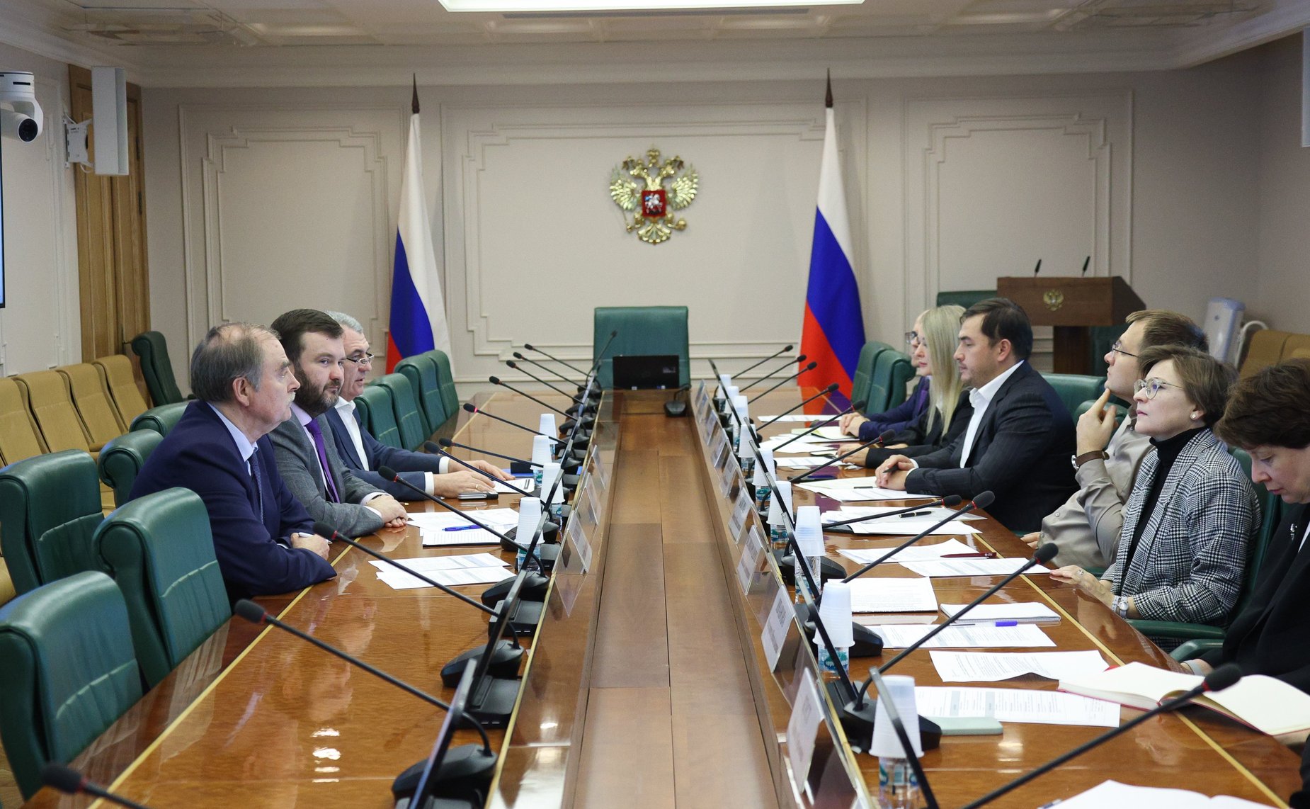 Круглый стол на тему «О правоприменительной практике в части недискриминационного доступа операторов связи к инфраструктуре многоквартирных домов в целях обеспечения граждан услугами связи»