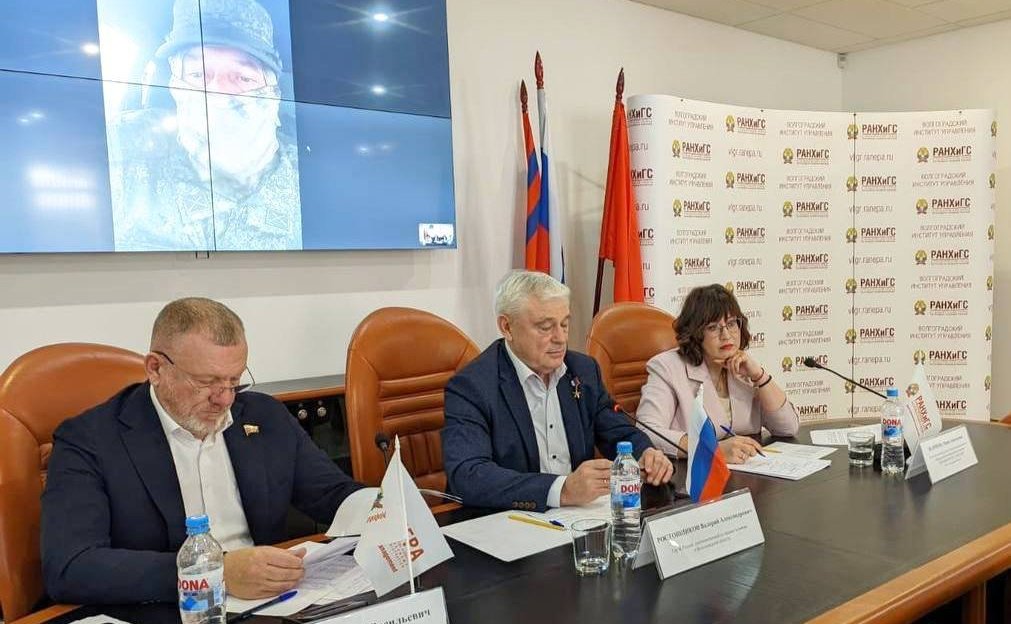 Сергей Горняков провел собеседования с военнослужащими – участниками проекта «Сталинградский призыв»