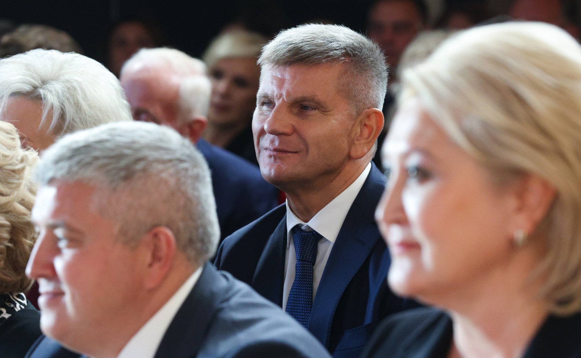 В рамках работы Х Парламентского форума «Историко-культурное наследие России» в Великом Новгороде Валентина Матвиенко посетила детскую общеобразовательную школу имени Г.Р. Державина и Дом музыки имени С.В. Рахманинова