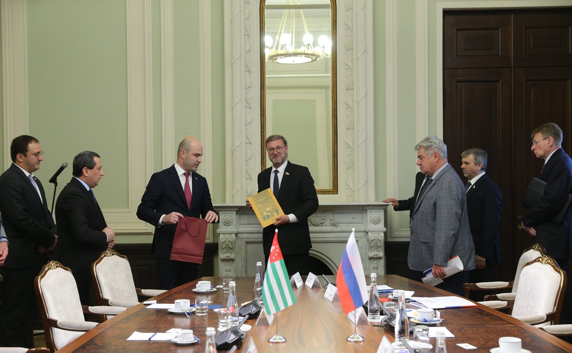 Встреча заместителя Председателя СФ Константина Косачева со Спикером Народного Собрания – Парламента Республики Абхазия