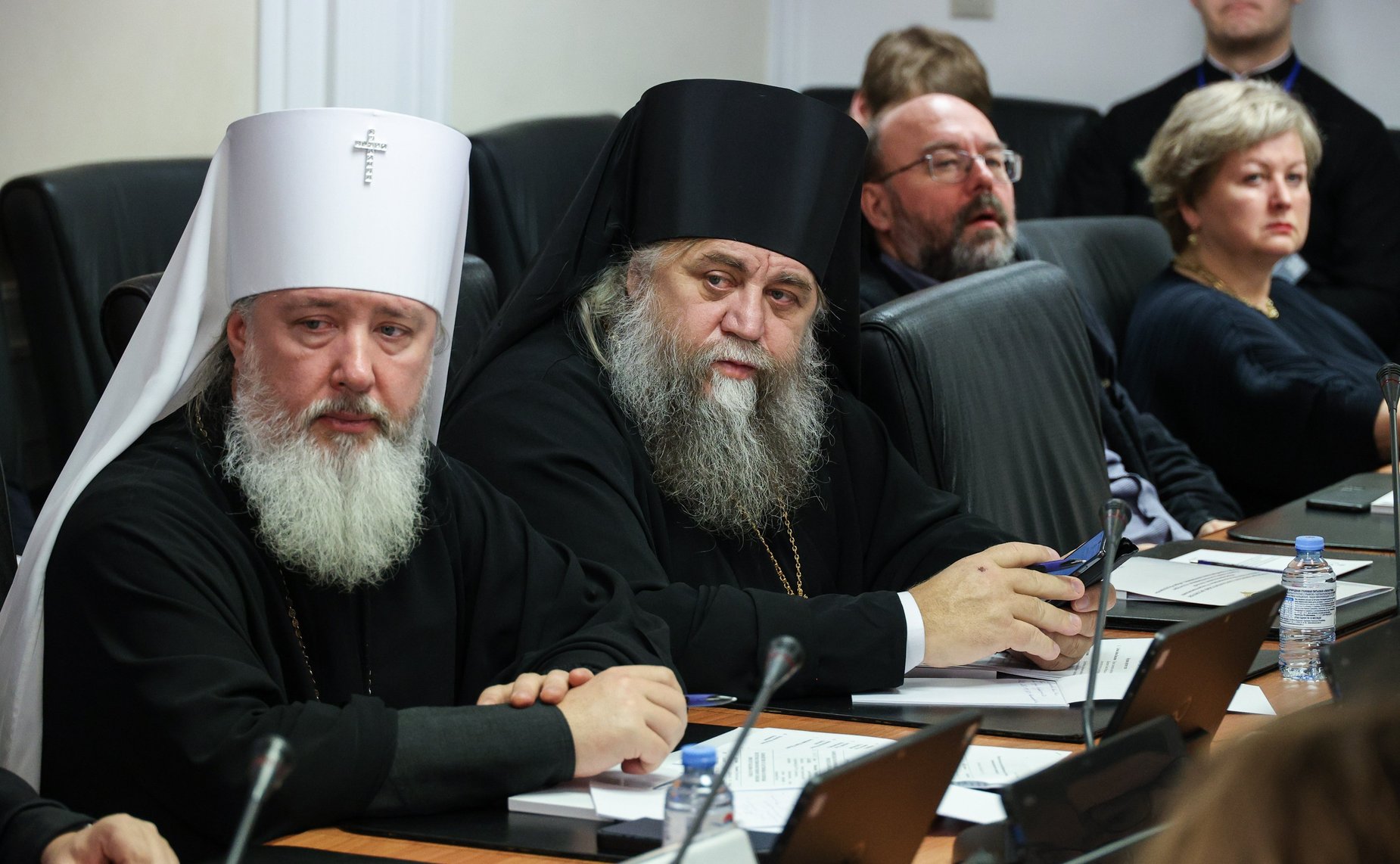 Круглый стол «Просветительство как механизм формирования духовно-нравственных оснований развития личности в современных условиях» (в рамках XII Рождественских парламентских встреч)