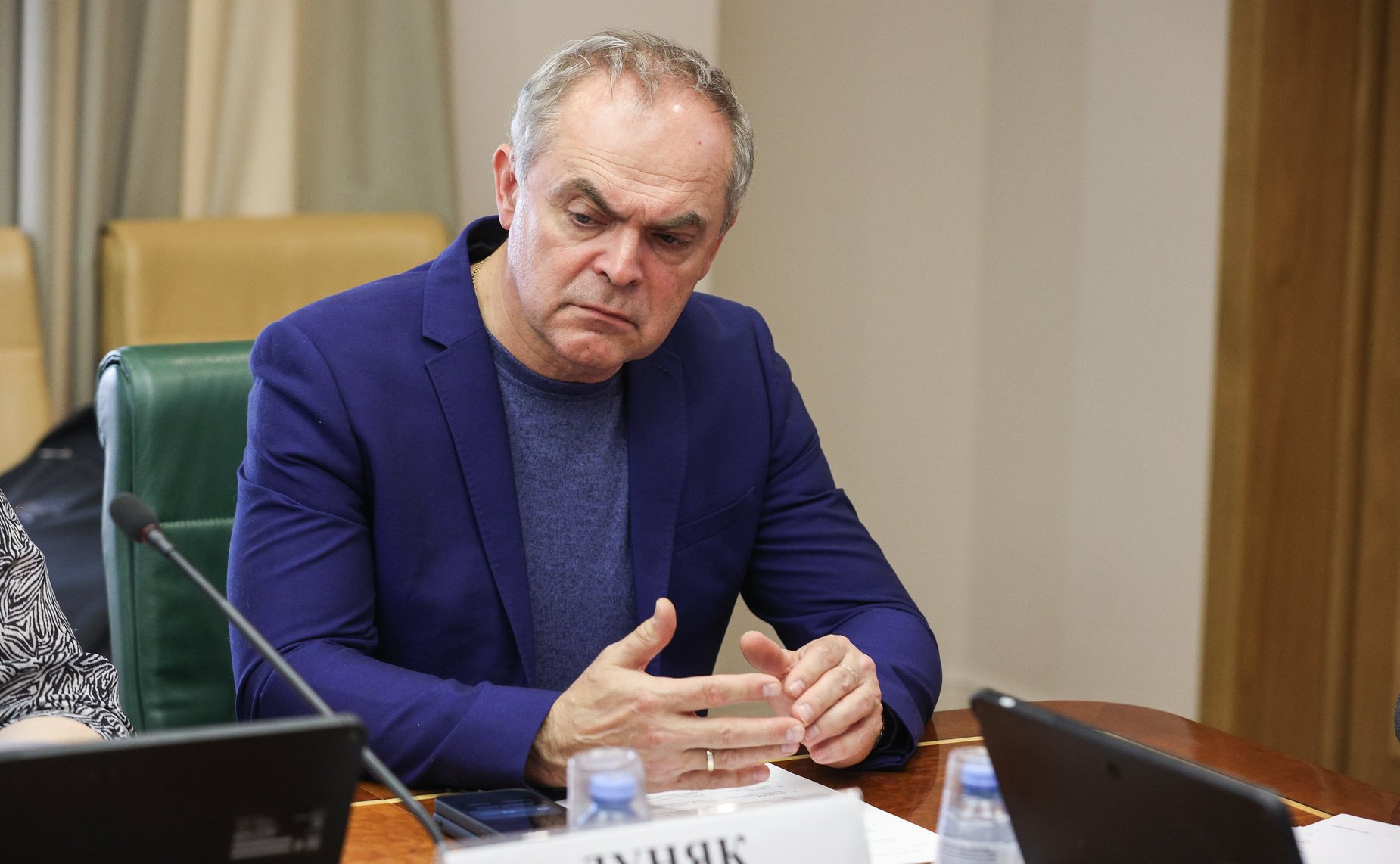 Совещание Комитета Совета Федерации по экономической политике «Проблемы сдачи квалификационного экзамена оценщиками»