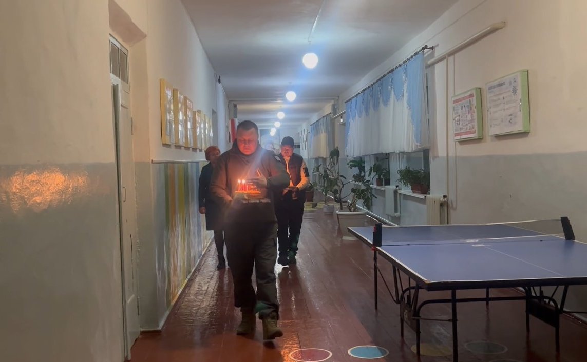 Игорь Кастюкевич посетил подшефный детский центр в Новокиевке Херсонской области, передал книги и подарки для воспитанников