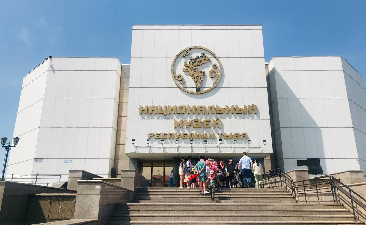 Комитет СФ по социальной политике провел в Республике Тыва выездное совещание с участием главы региона Владислава Ховалыга, представителей федеральных и региональных органов исполнительной власти