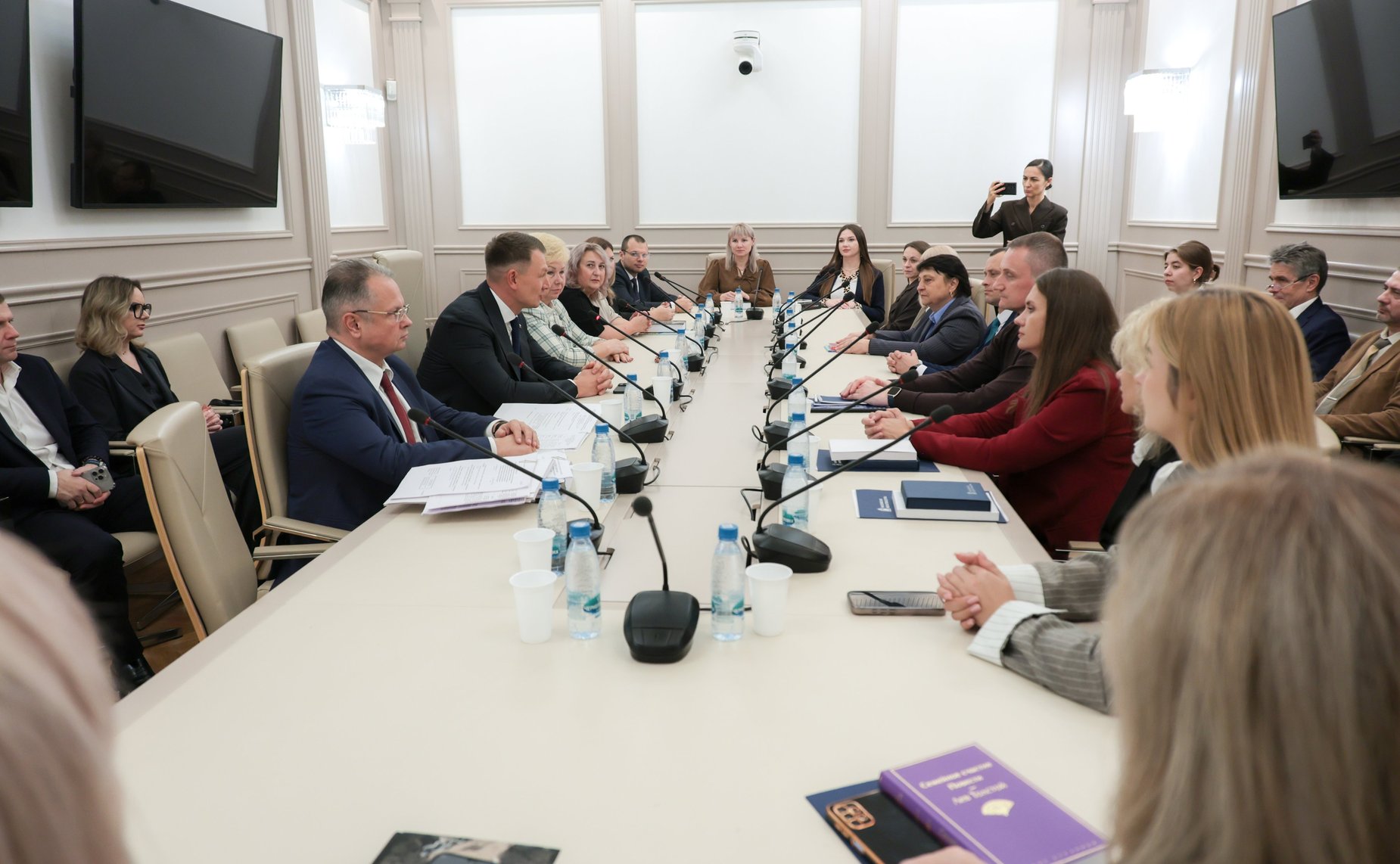 Встречи сенаторов Российской Федерации с делегацией Аппарата Народного Совета Луганской Народной Республики