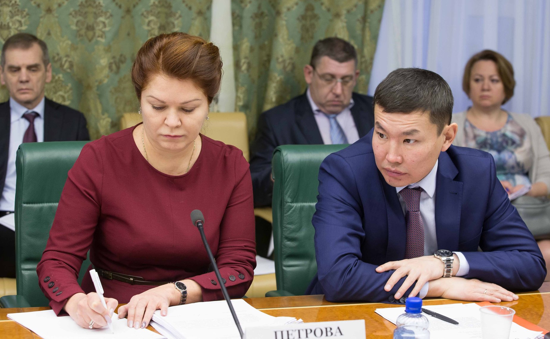 «Круглый стол» на тему «О правовом регулировании деятельности физических лиц, оказывающих отдельные виды услуг без регистрации в качестве индивидуальных предпринимателей»