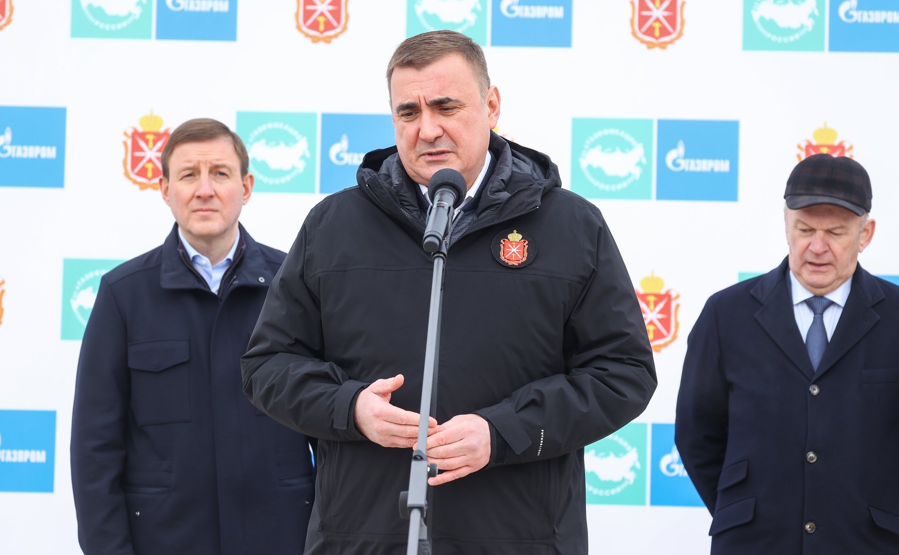 Первый заместитель Председателя Совета Федерации Андрей Турчак посетил Щекинский район Тульской области и принял участие в торжественных мероприятиях по пуску газа в рамках программы социальной газификации домовладений