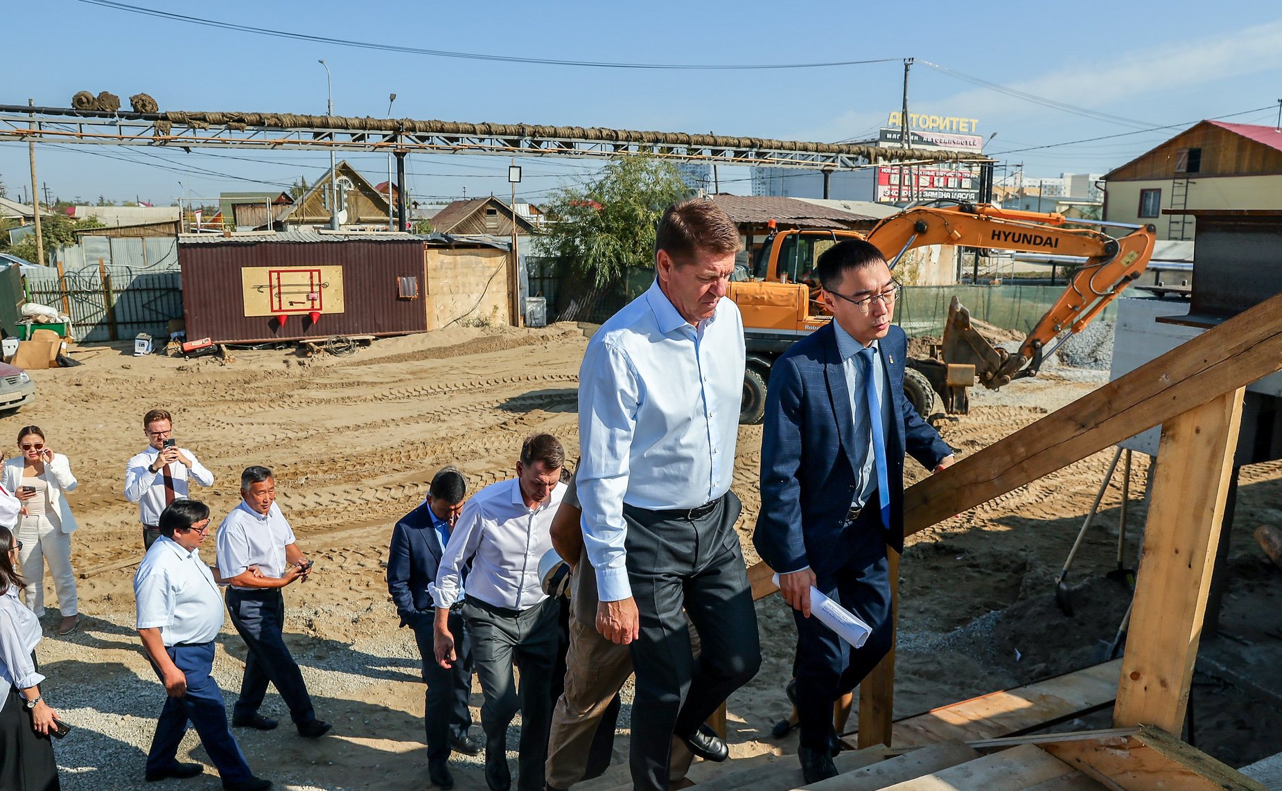 Сенаторы РФ в рамках выездного совещания Комитета СФ по федеративному устройству, региональной политике, местному самоуправлению и делам Севера посетили университеты и социальные объекты