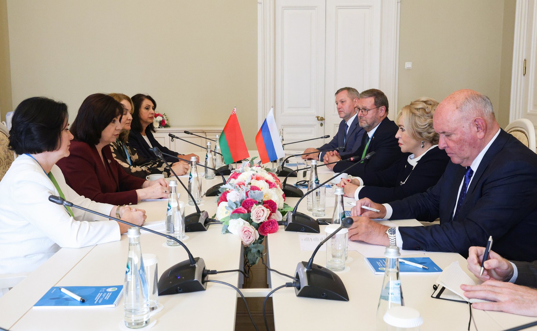 Валентина Матвиенко провела встречу с Председателем Совета Республики Национального собрания Республики Беларусь Натальей Кочановой