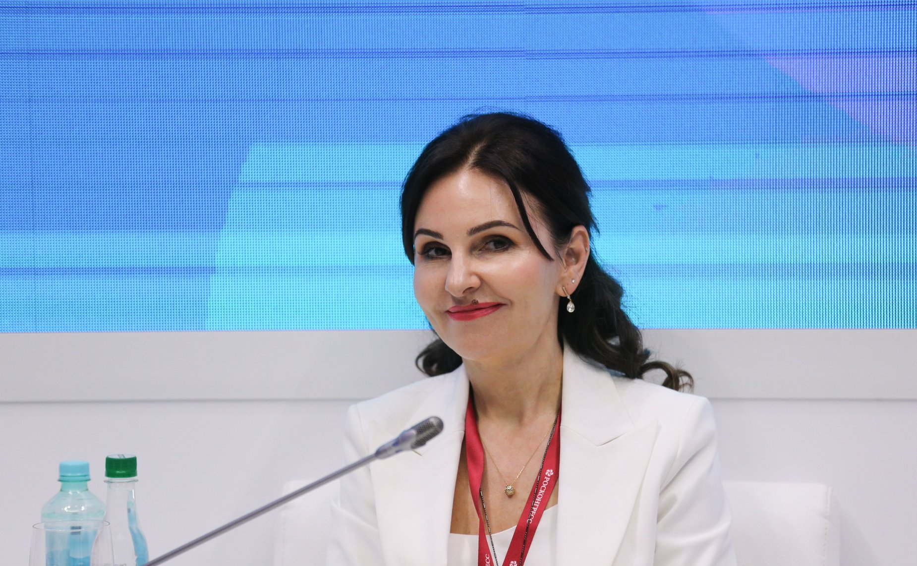 «Круглый стол»: Диалог женщин-лидеров КСО «О новых стратегиях корпоративной благотворительности в условиях социально-экономических вызовов». Мероприятие состоялось в рамках юбилейного XXV ПМЭФ-2022