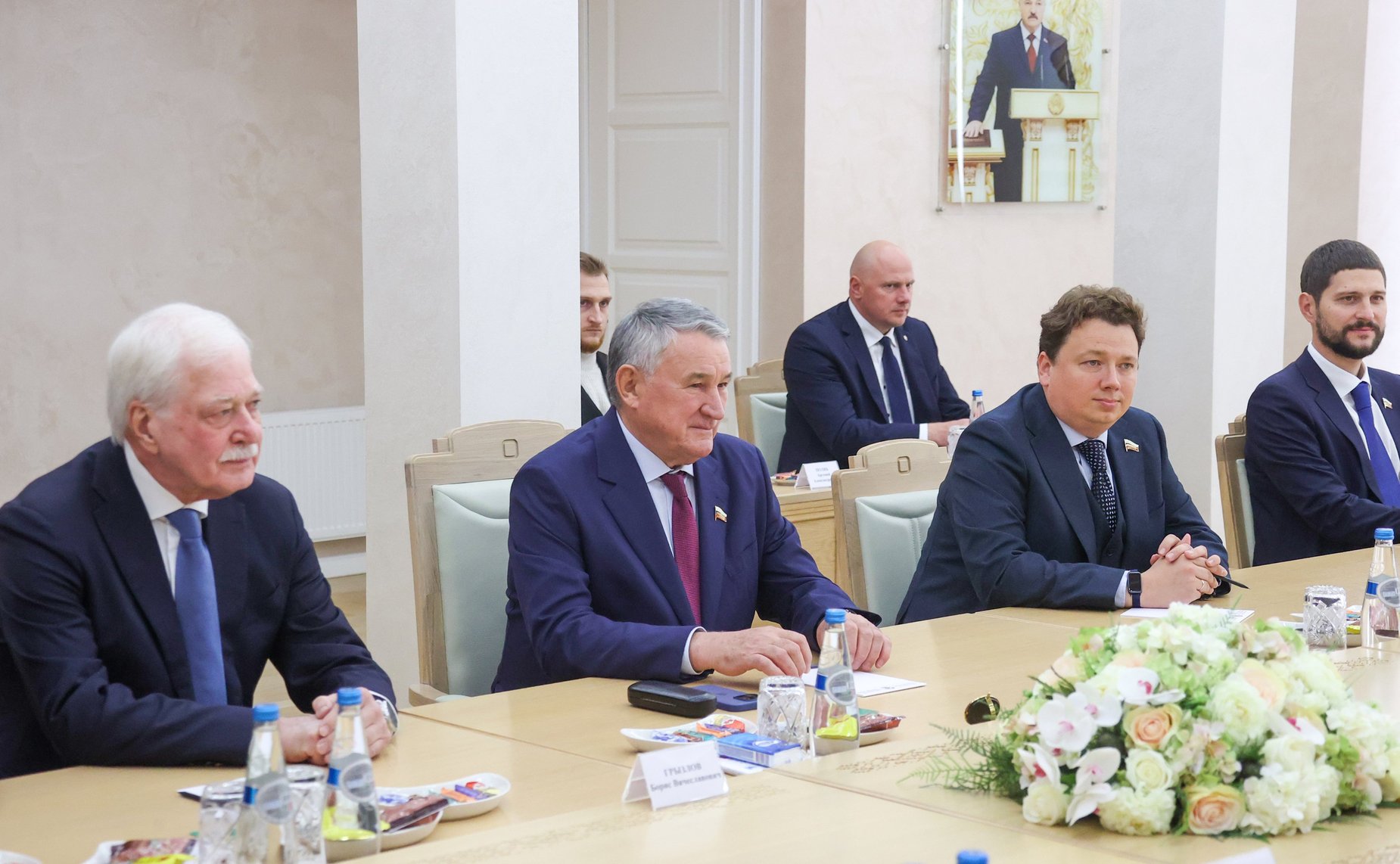 Встреча сенаторов с Председателем Совета Республики Национального собрания Беларуси Натальей Кочановой (фото: Пресс-служба Совета Республики Национального собрания Беларуси)