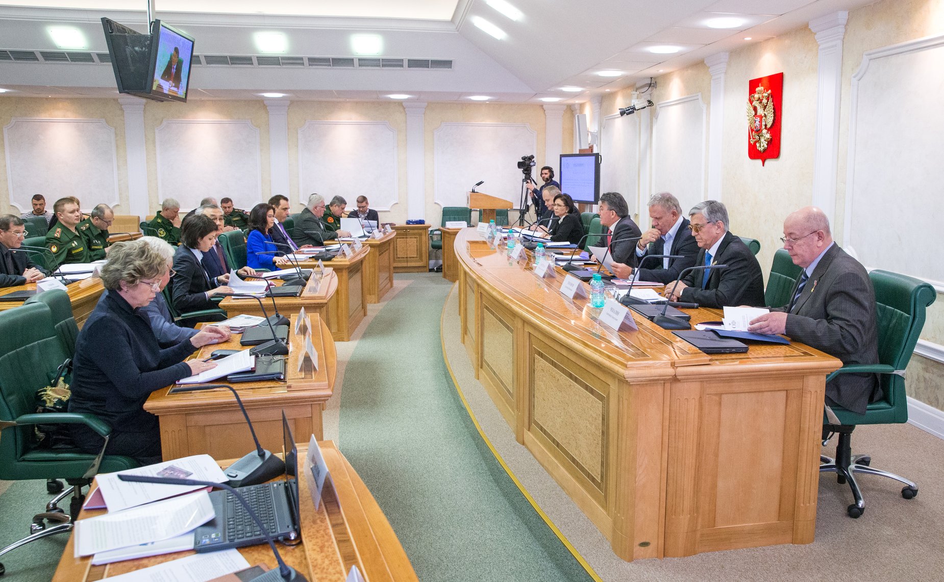 Парламентские слушания Комитета по обороне и безопасности